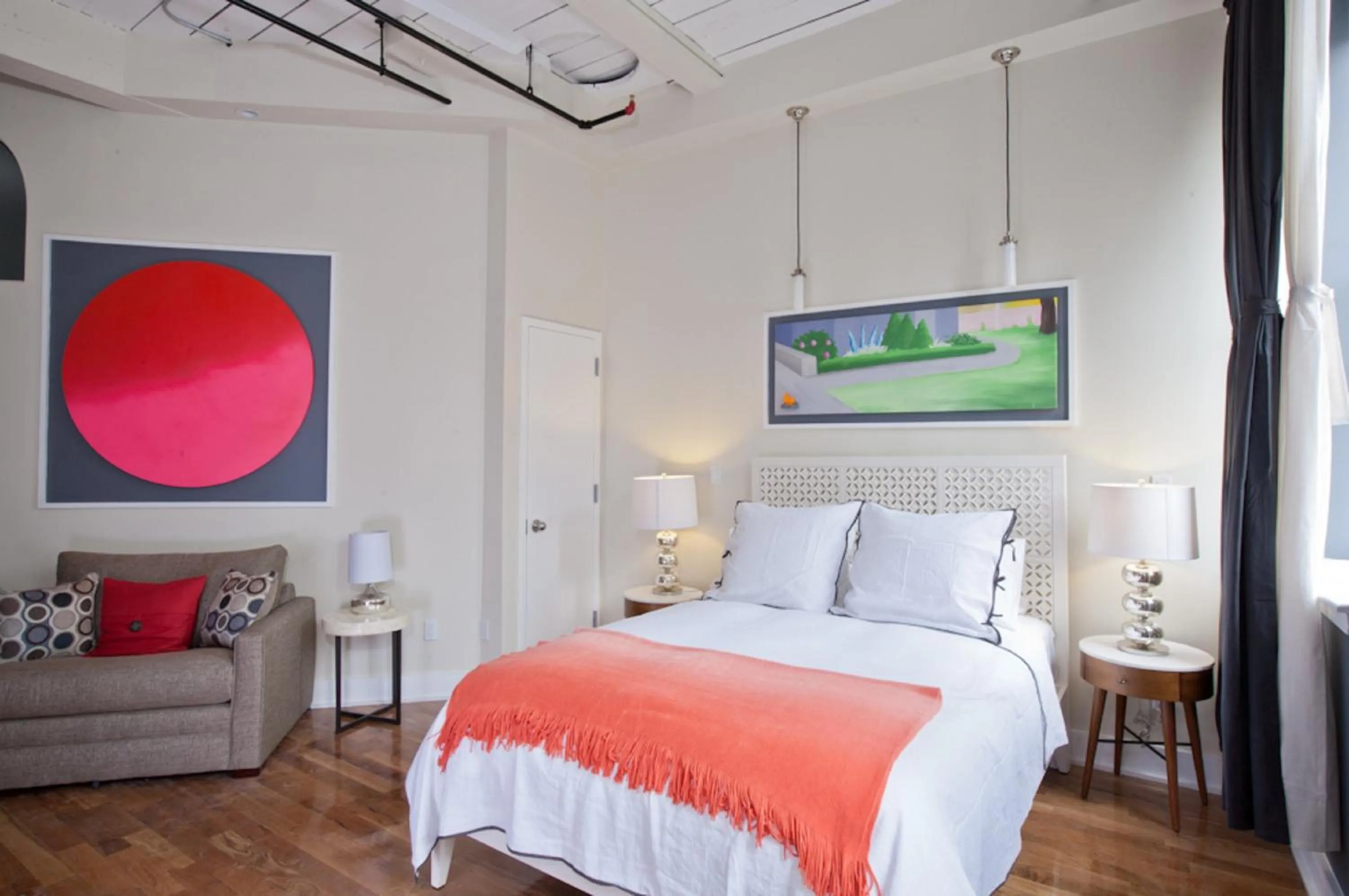 Bedroom, Bed in Henry Norman Hotel