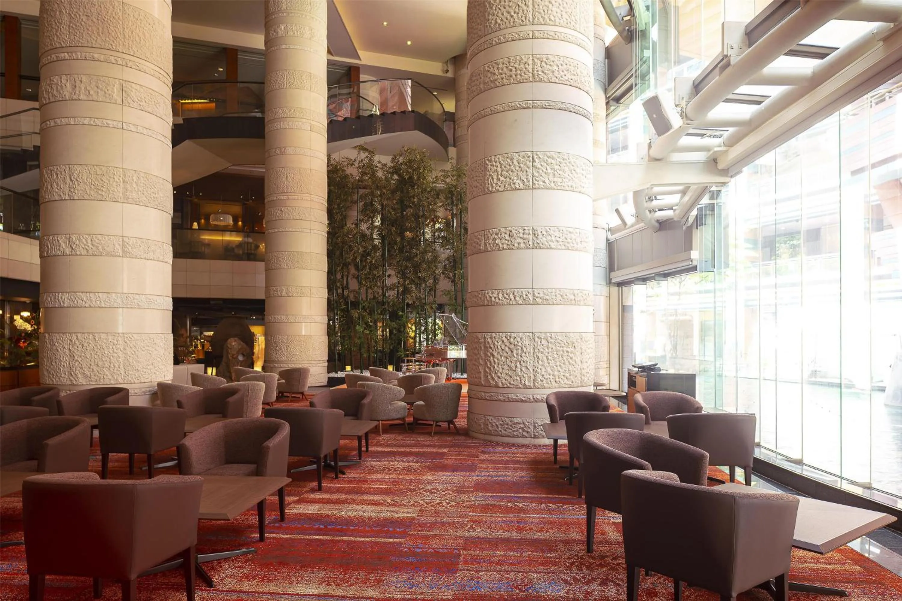 Lounge or bar in Grand Hyatt Fukuoka