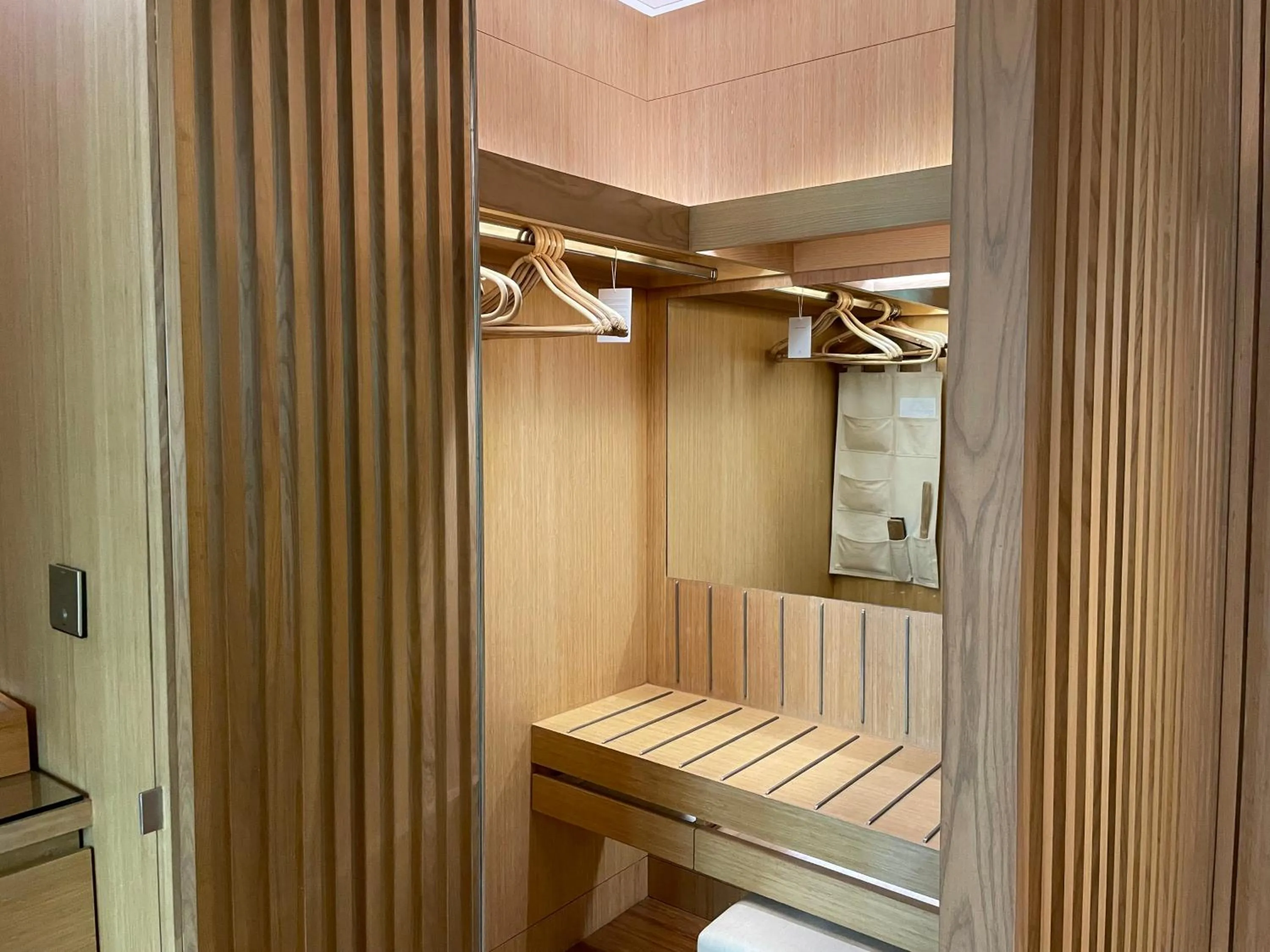 Bedroom in Six Senses Vana - A Wellness Retreat