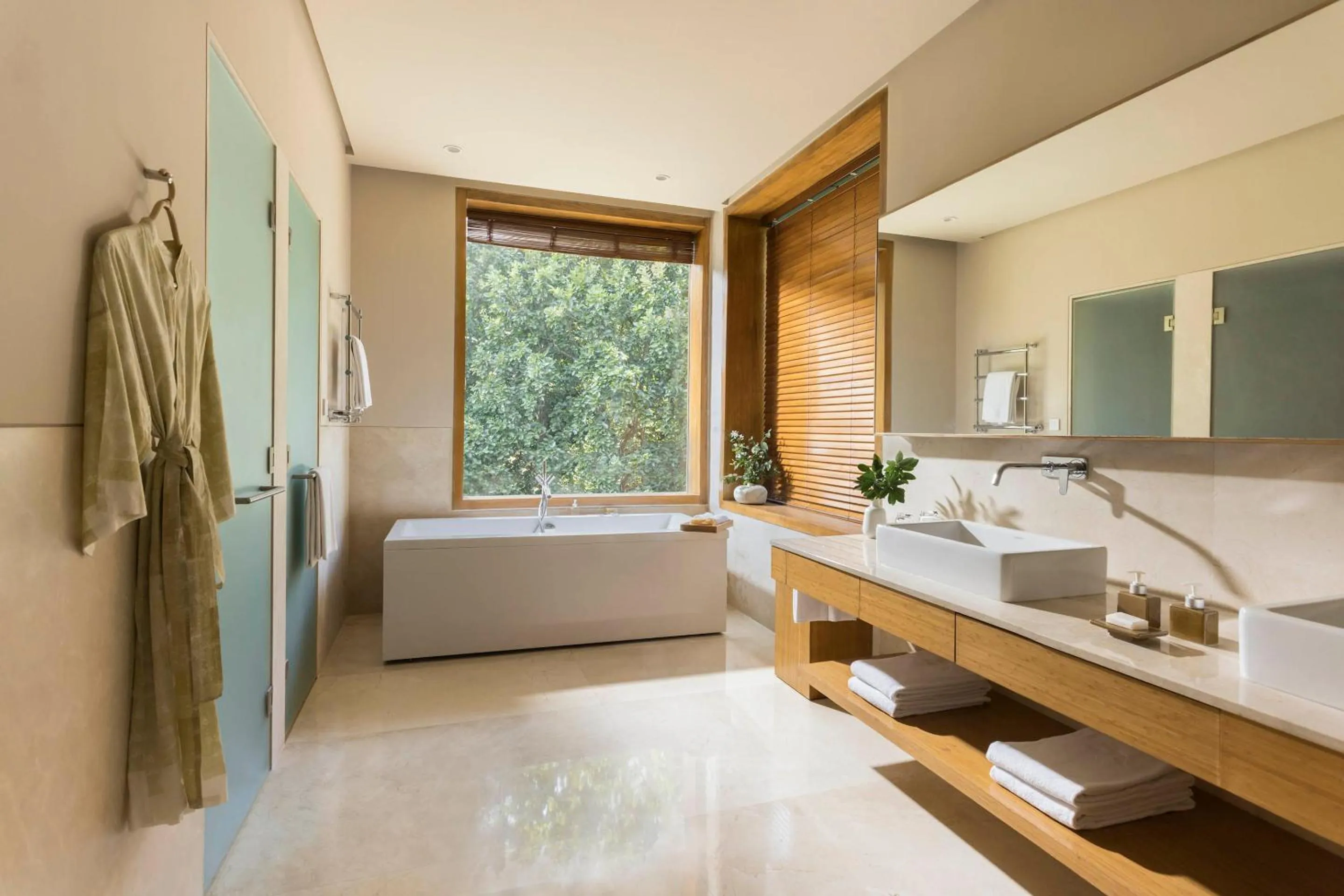 Bathroom, Bed in Six Senses Vana - A Wellness Retreat