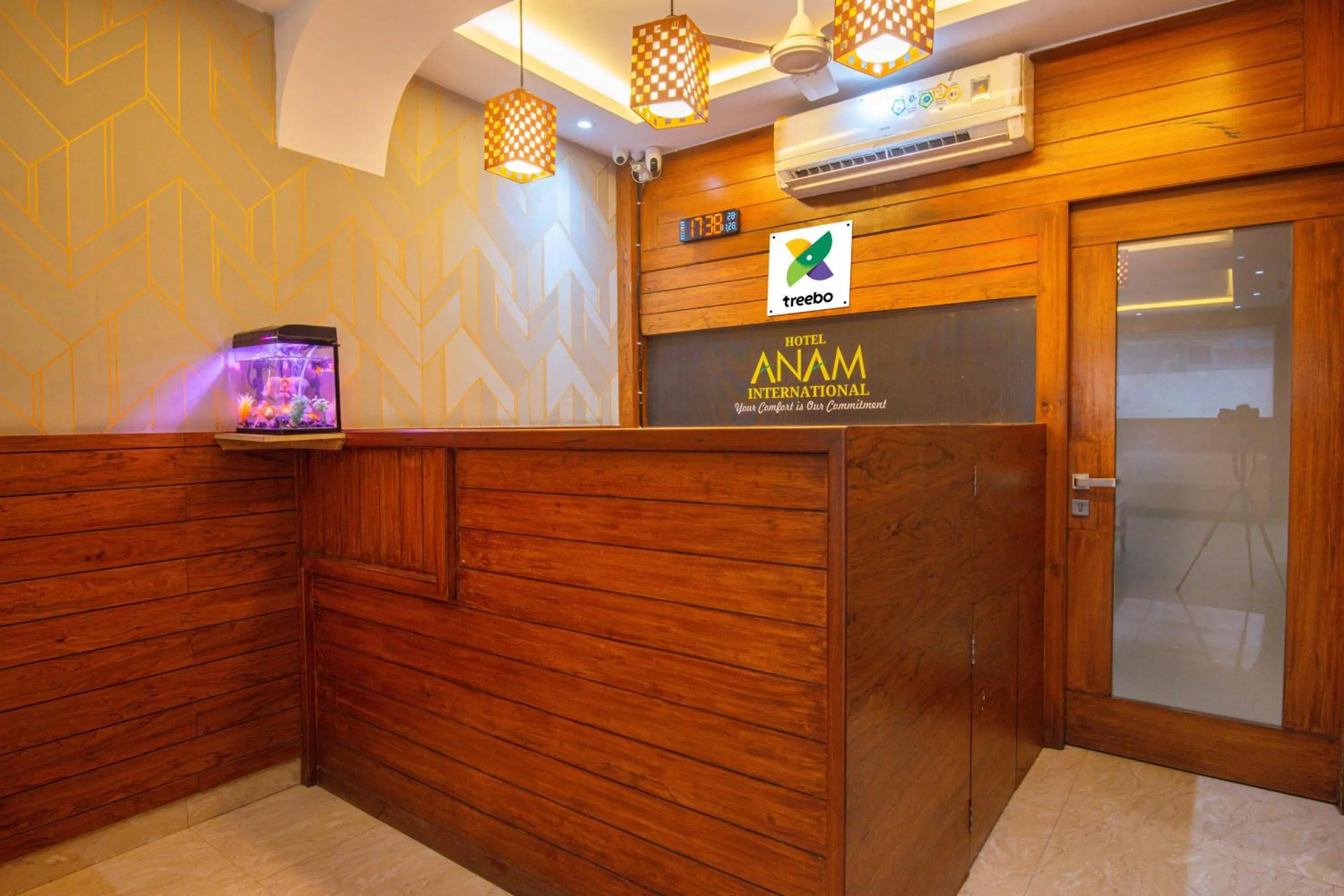 Lobby or reception in Treebo Anam International