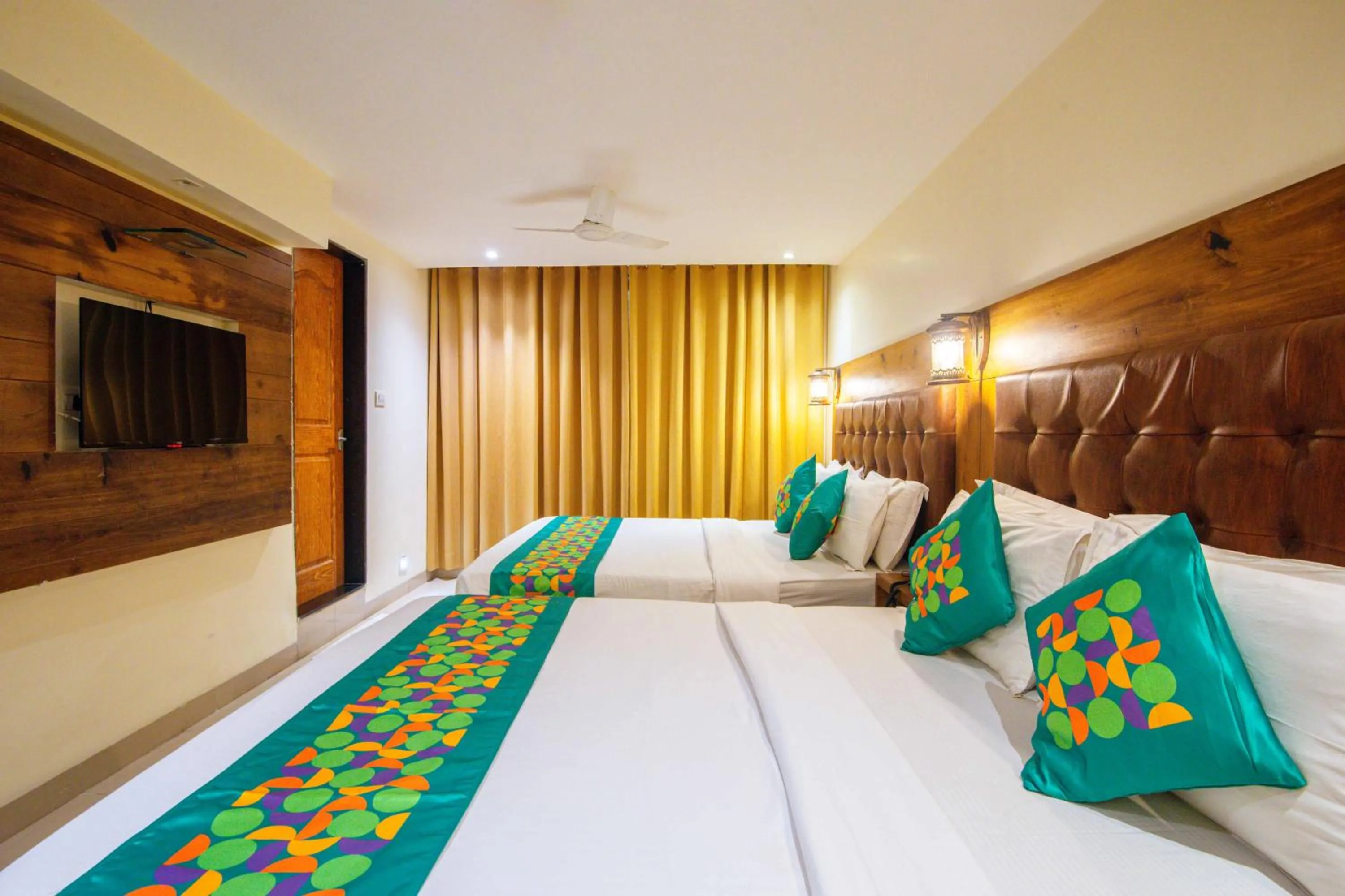 Bedroom, Bed in Treebo Anam International