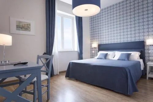 Photo of the whole room, Bed in Hotel Vista di Capri