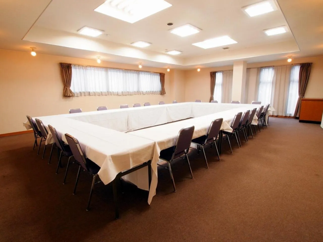 Business facilities in Hirugami Grand Hotel Tenshin
