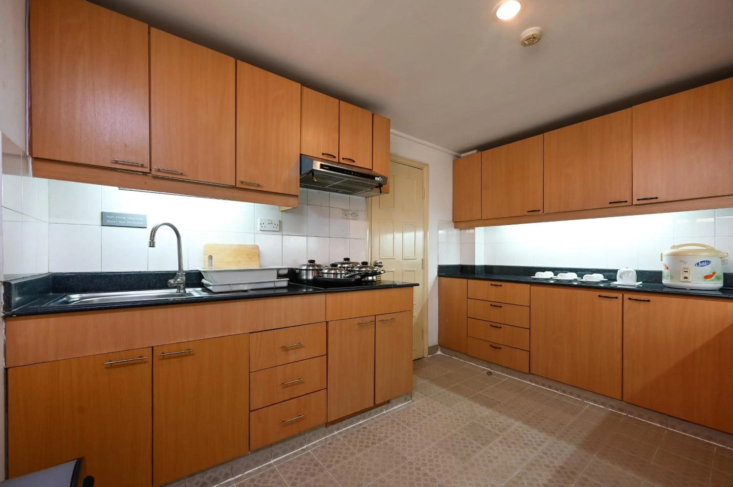 Kitchen or kitchenette in Cityview Serviced Apartment & Hotel Ho Chi Minh City