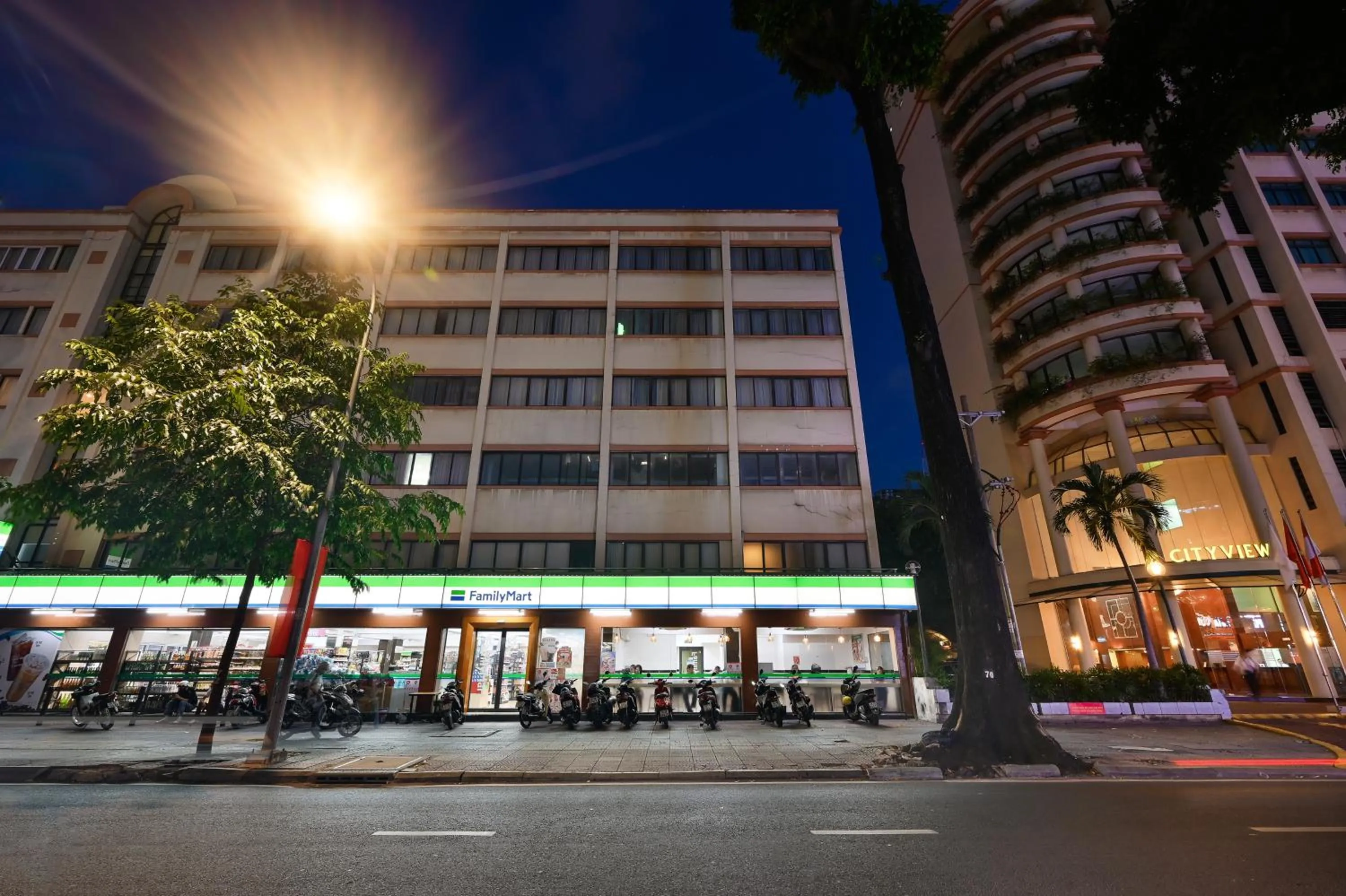 Supermarket/grocery shop in Cityview Serviced Apartment & Hotel Ho Chi Minh City