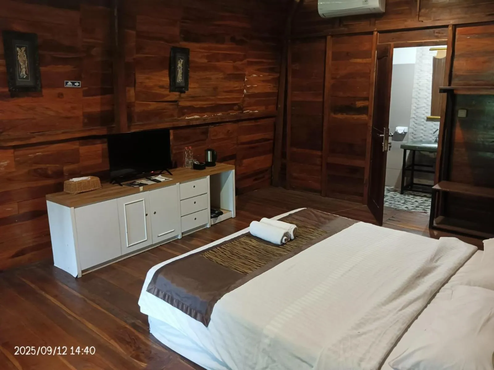 Bed in The Village Resort Bogor Powered by Archipelago