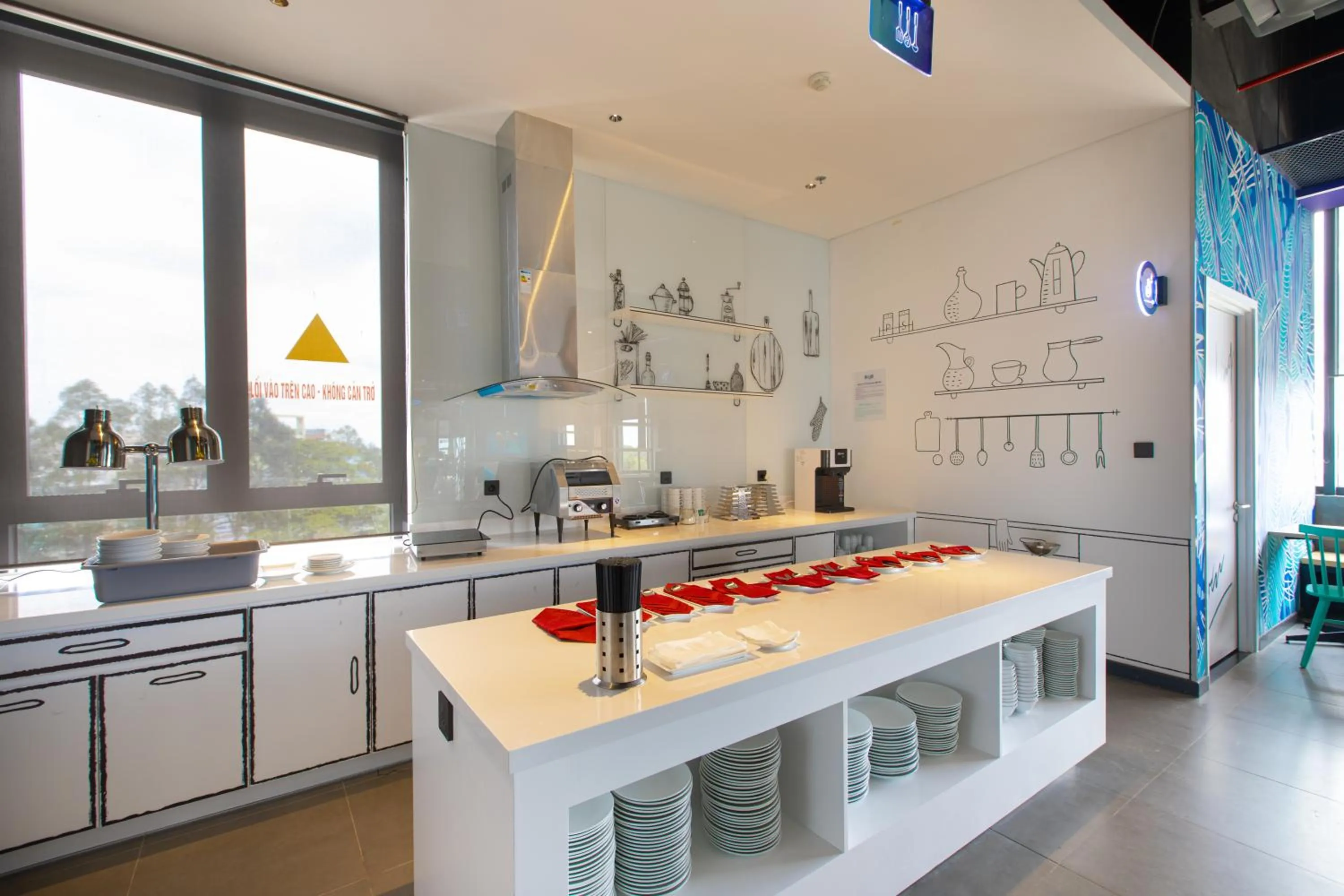 kitchen in SOJO Hotel Hau Giang