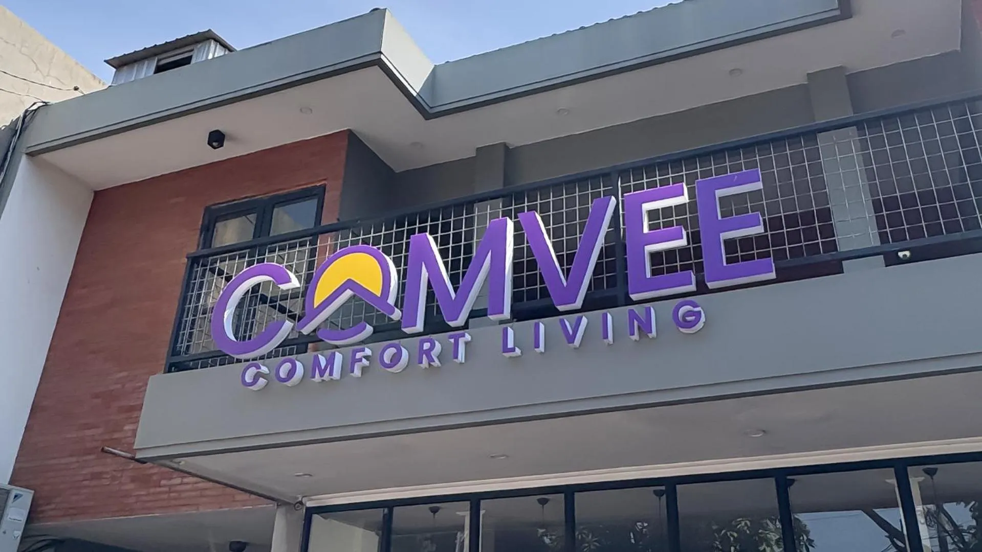 Property logo or sign in Comvee