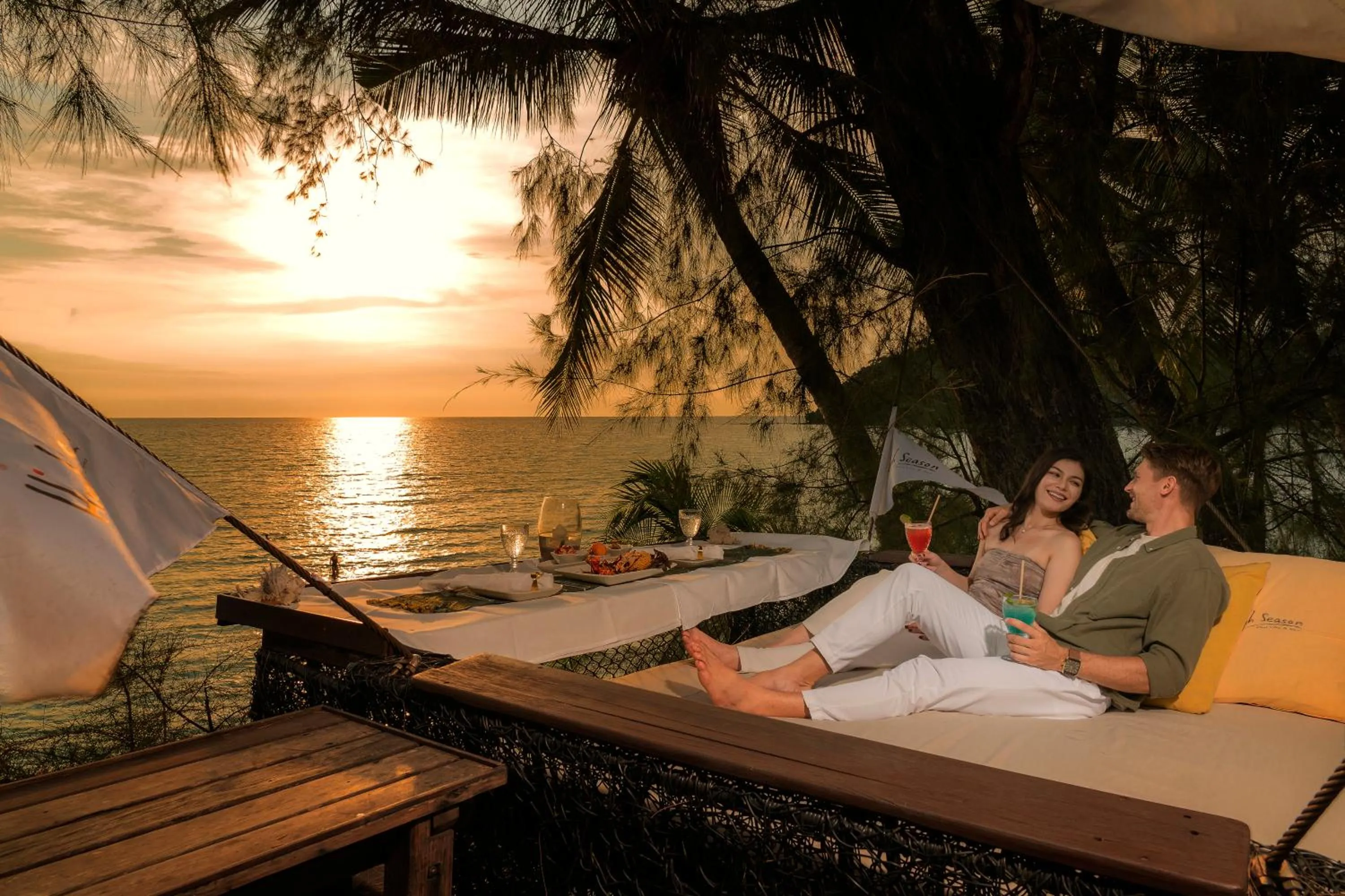 Sea view in High Season Pool Villa & Spa