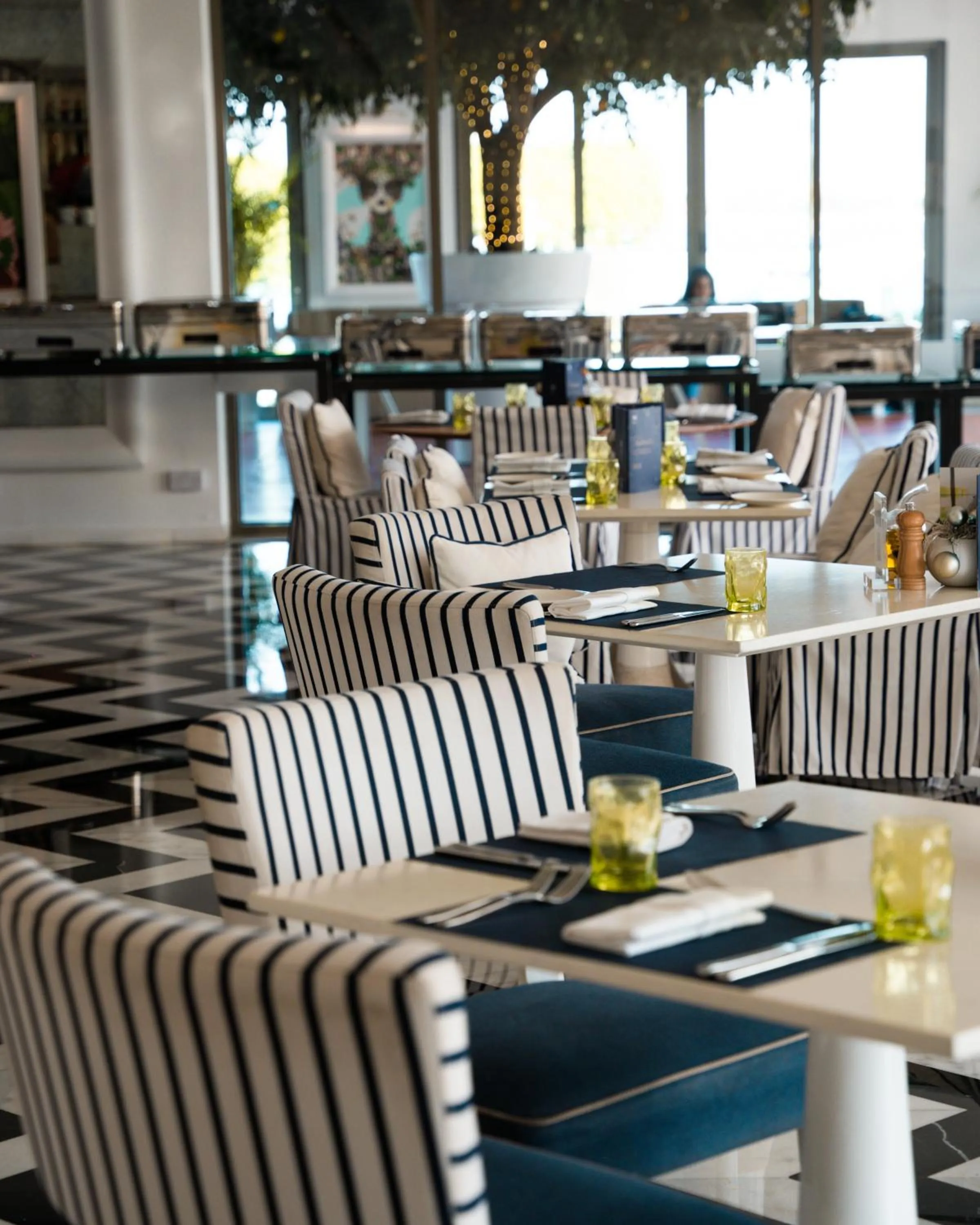 Restaurant/places to eat in Wyndham Residences The Palm