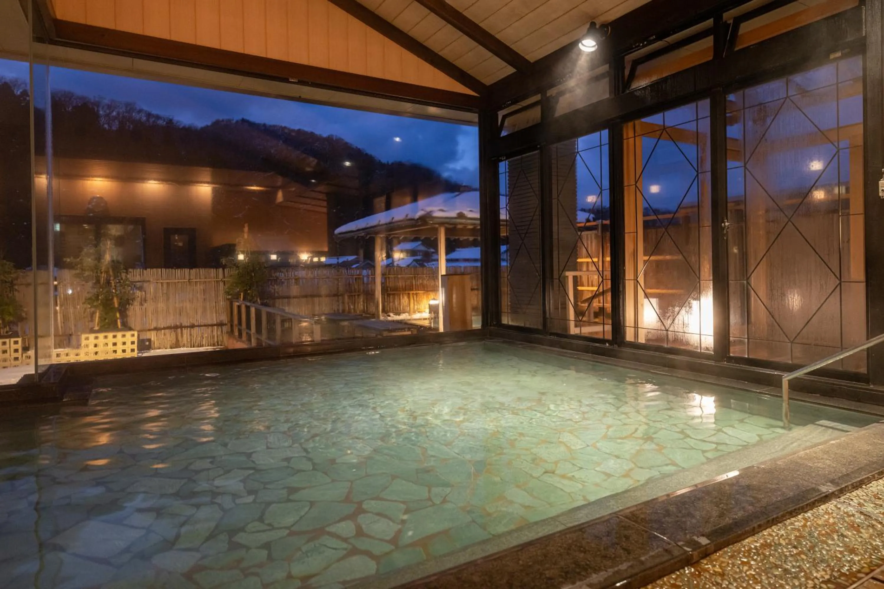 Hot Spring Bath in Fujiya