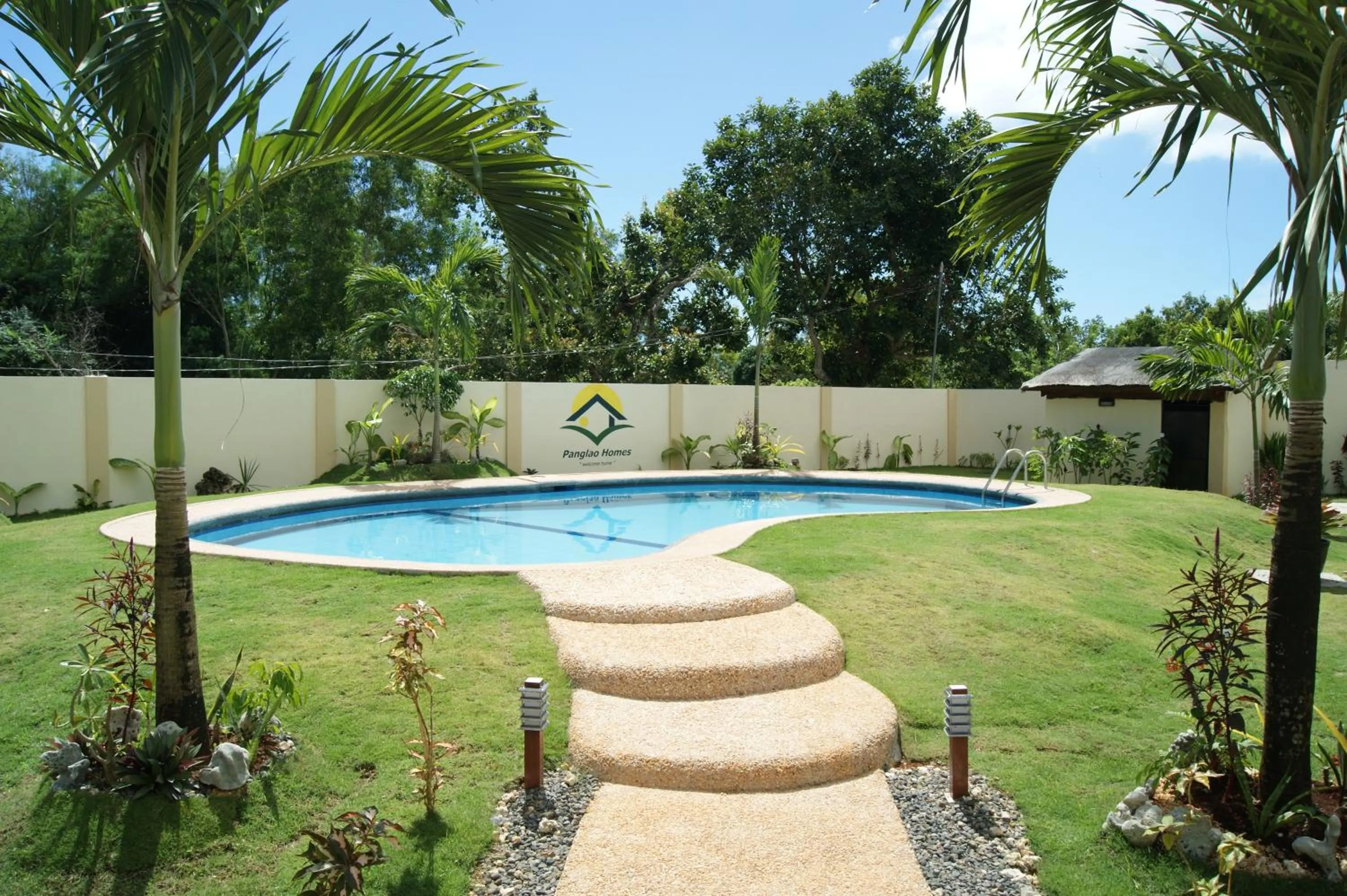 Swimming pool in Panglao Homes Resort & Villas