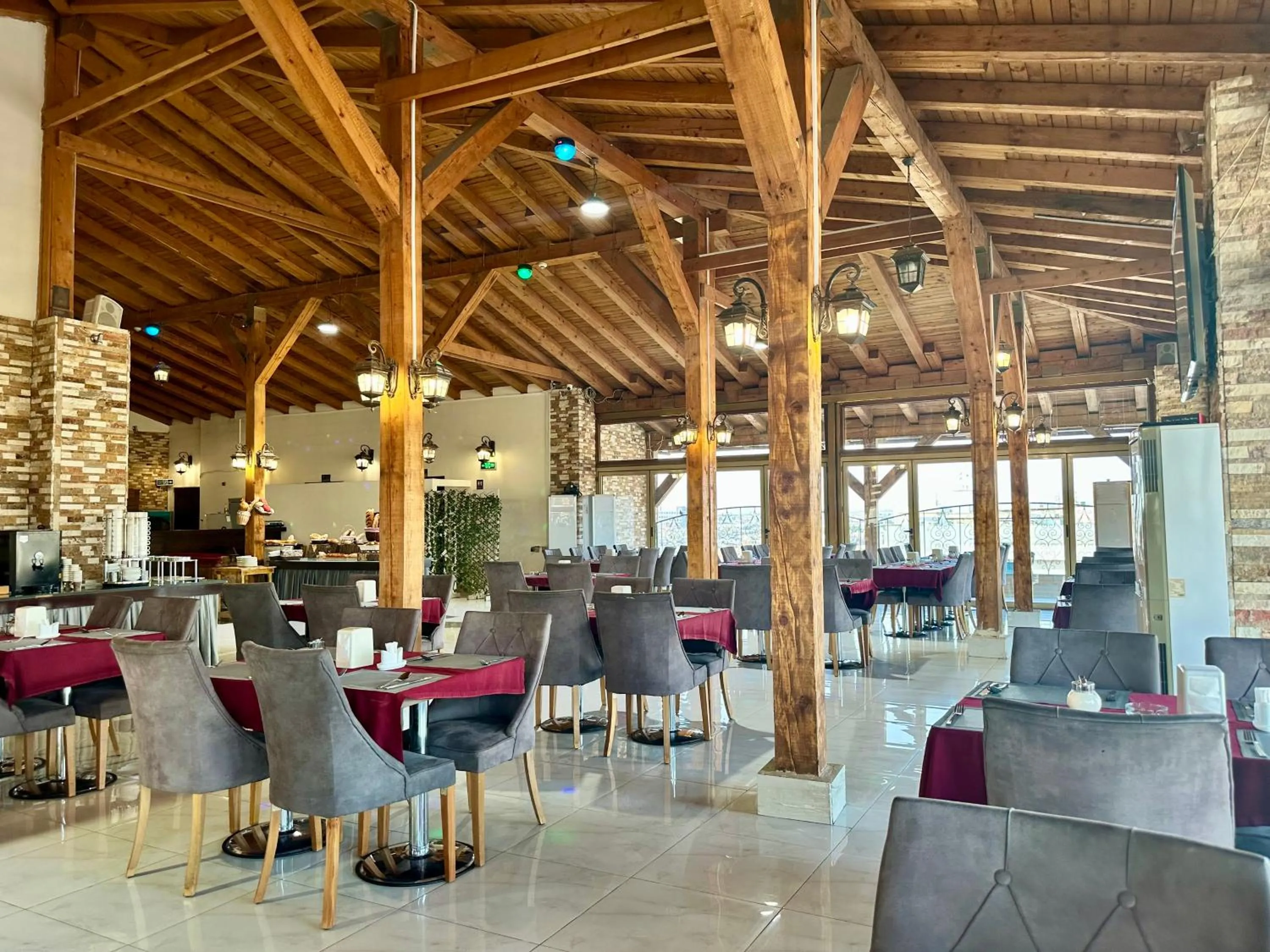 Dining area in Banoj Hotel