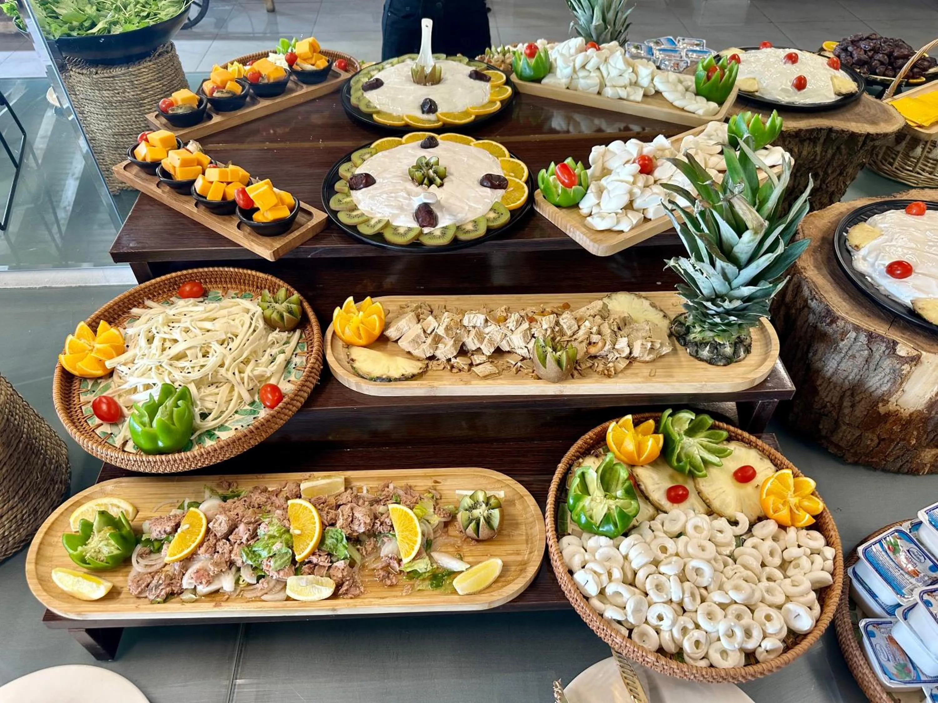 Buffet breakfast in Banoj Hotel