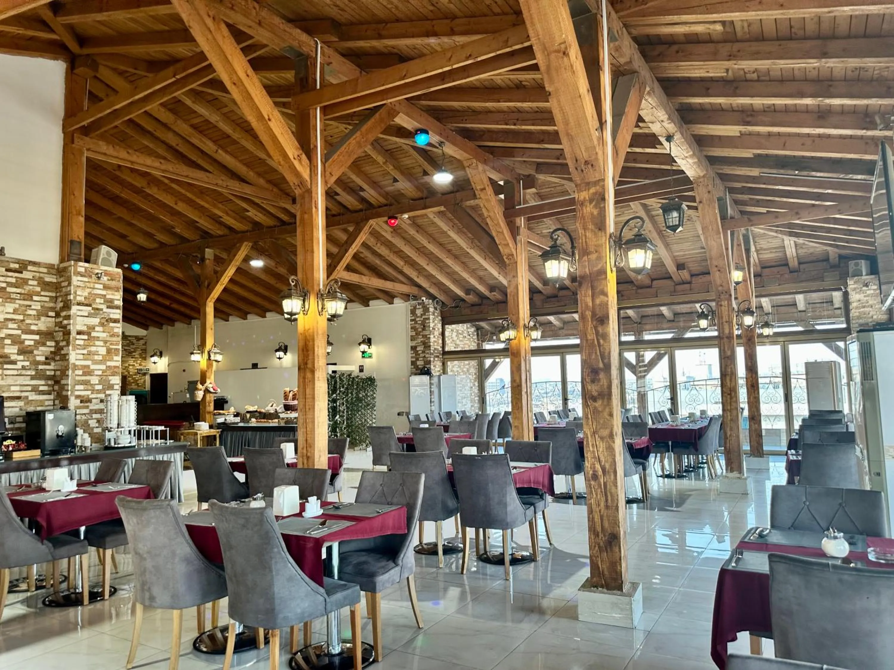 Dining area in Banoj Hotel