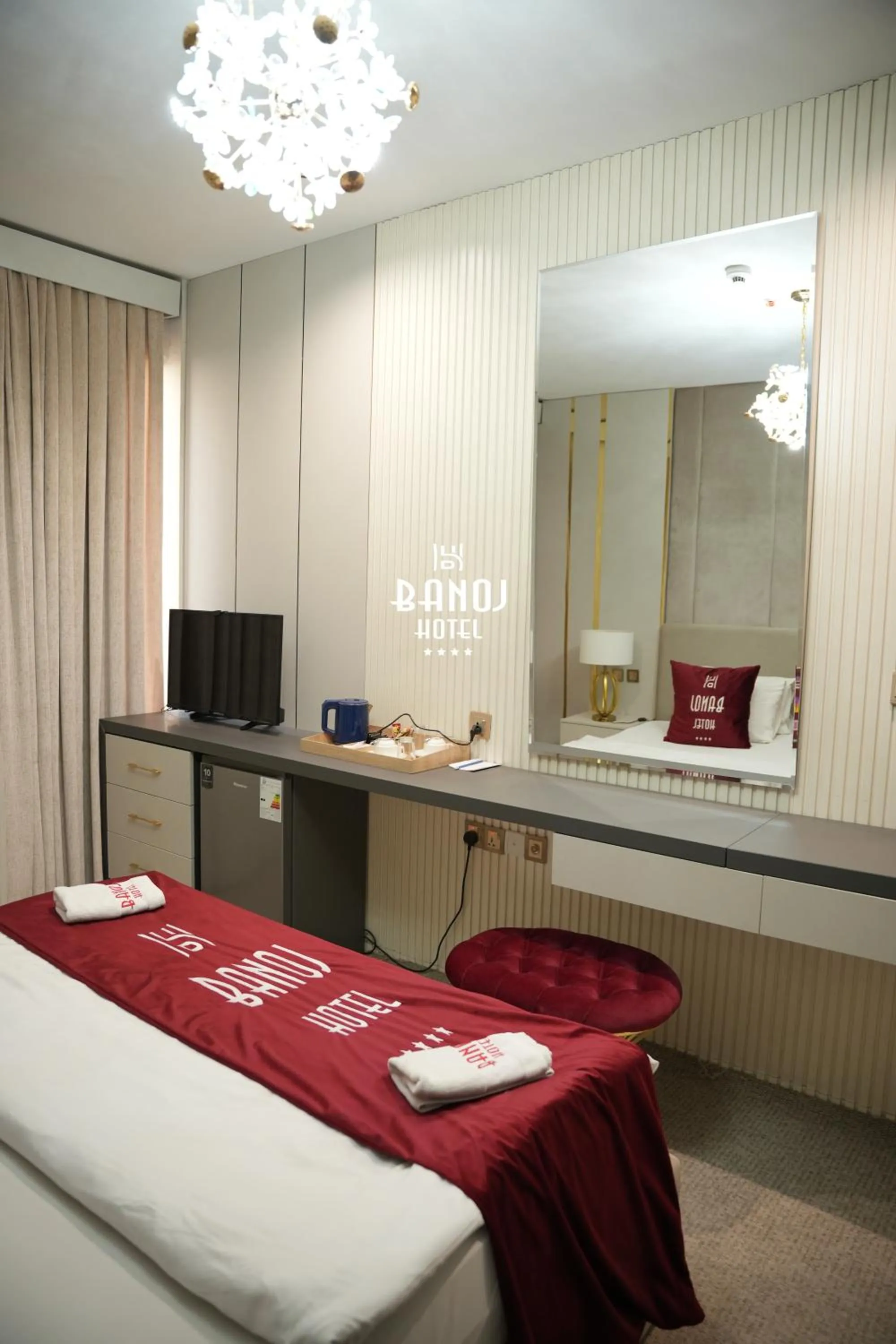 Bedroom, Bed in Banoj Hotel