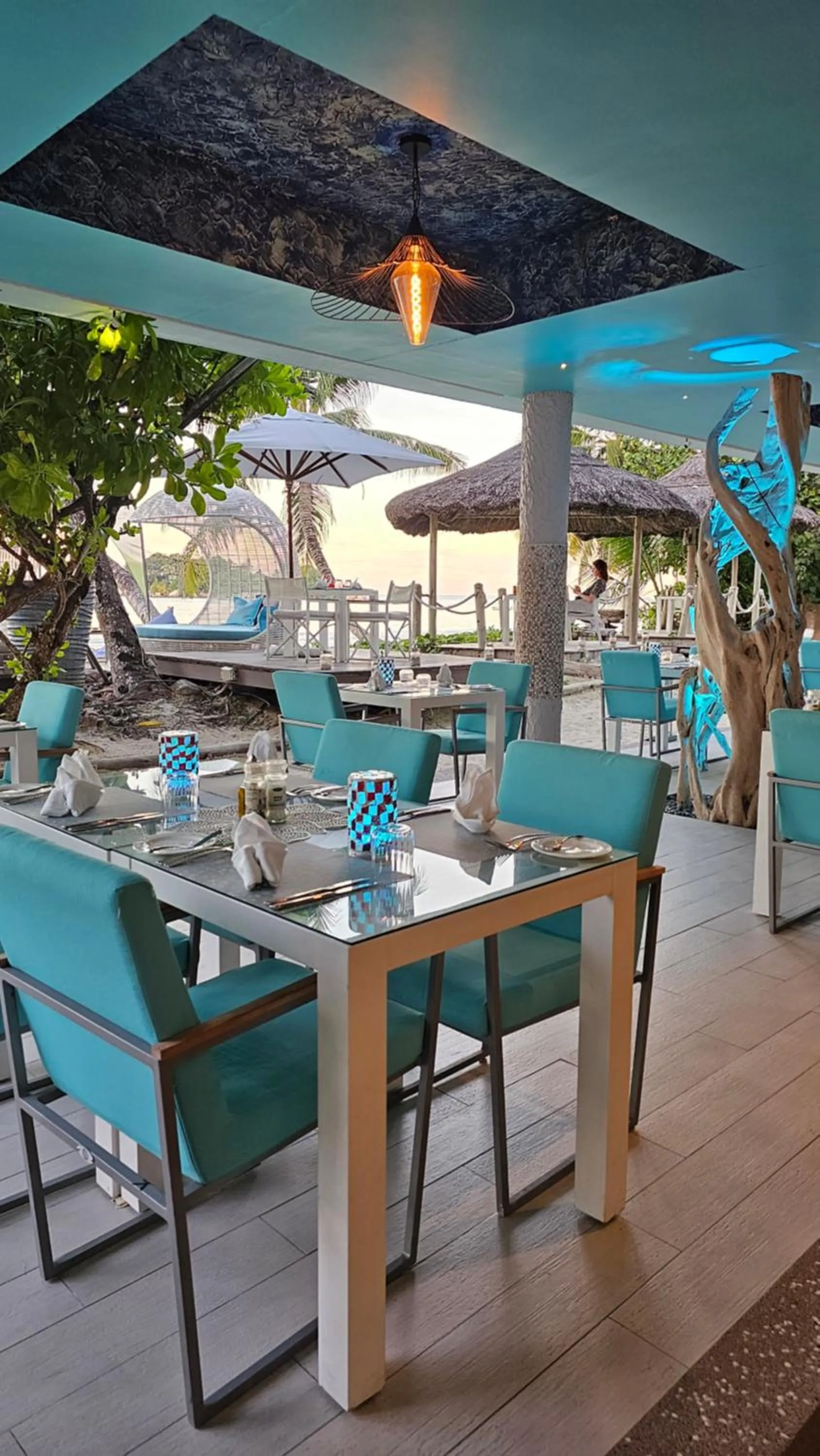 Property building in Hotel Le Duc de Praslin