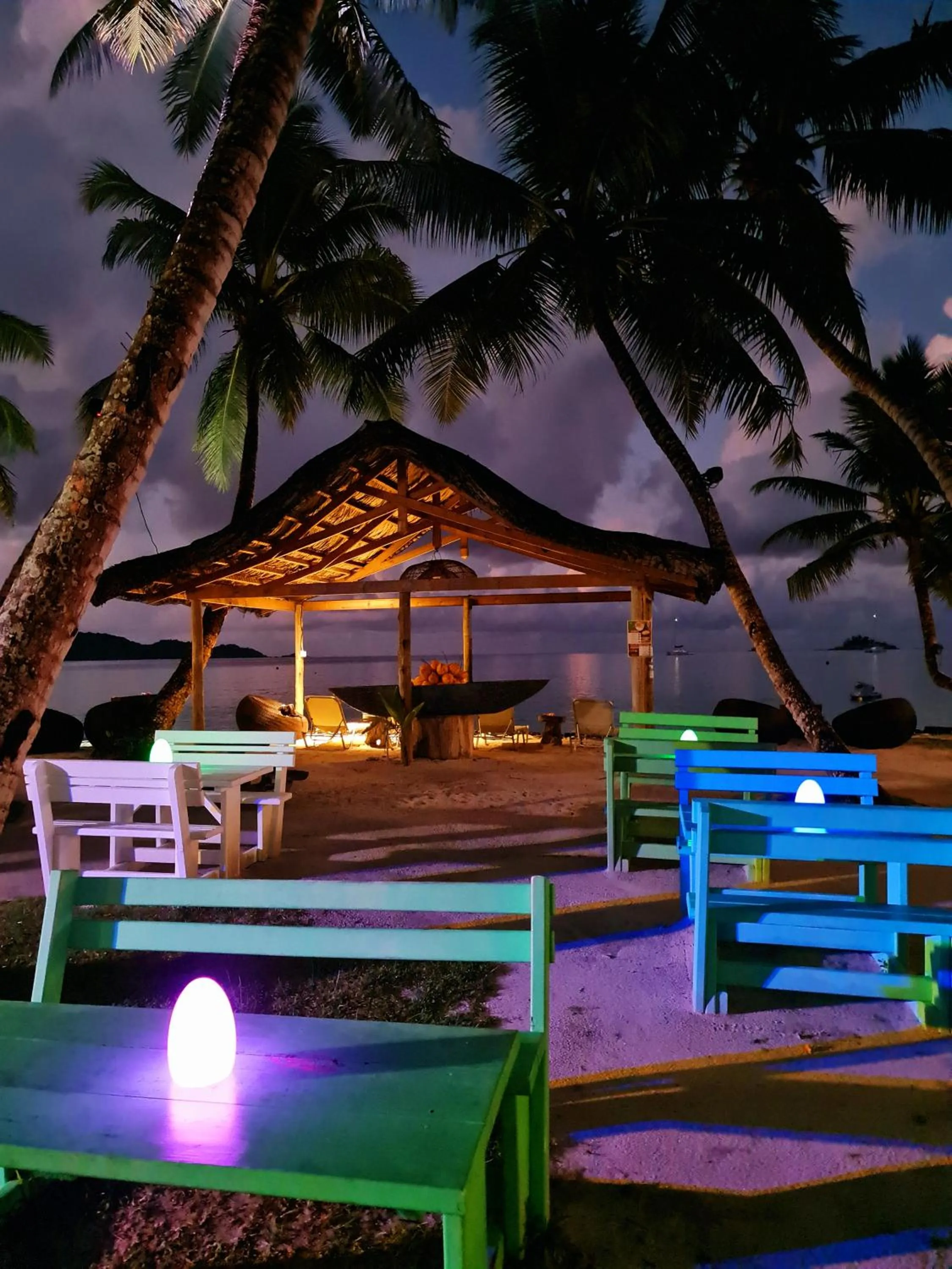 Restaurant/places to eat in Hotel Le Duc de Praslin