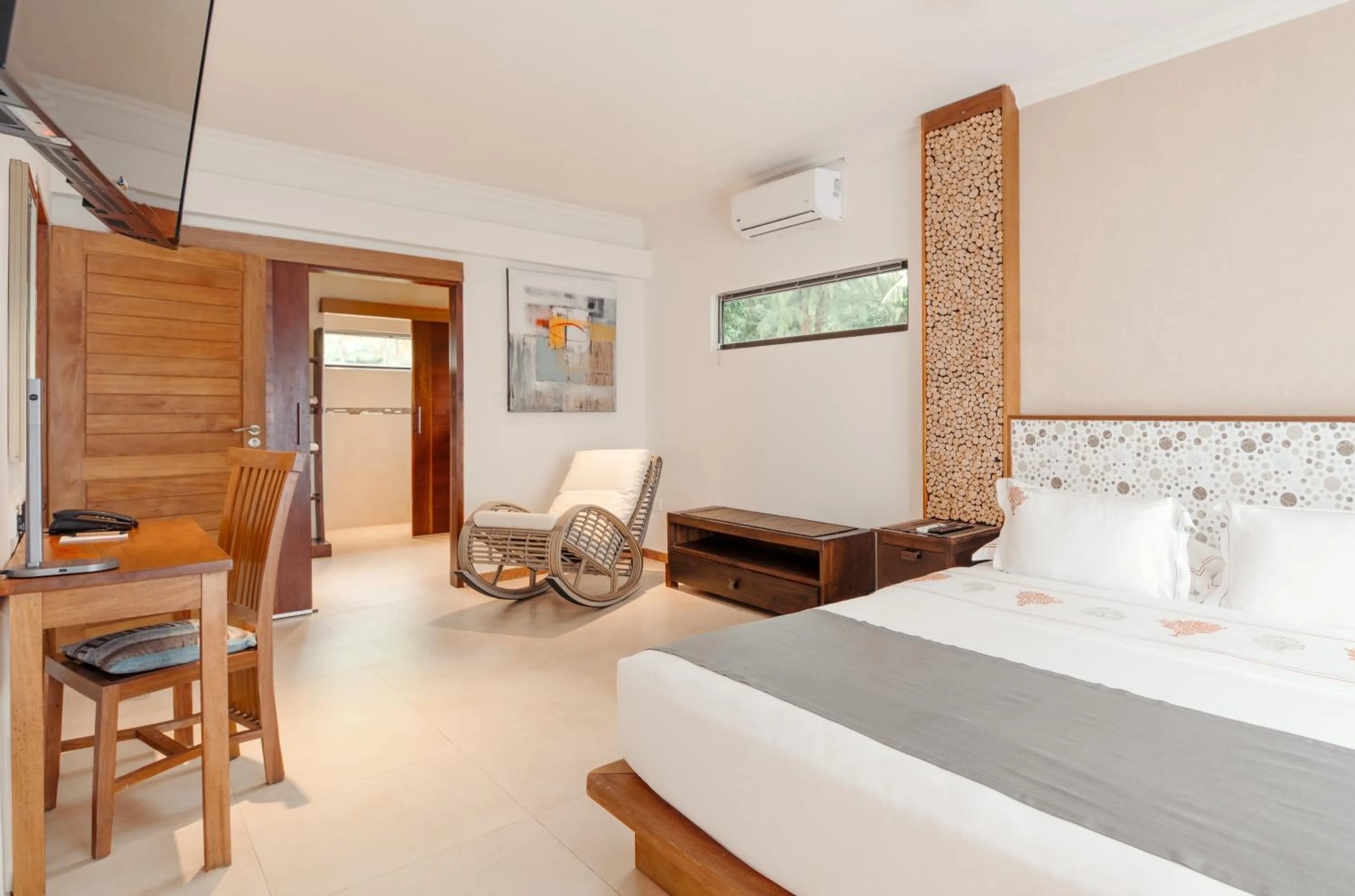 Bed in Hotel Le Duc de Praslin