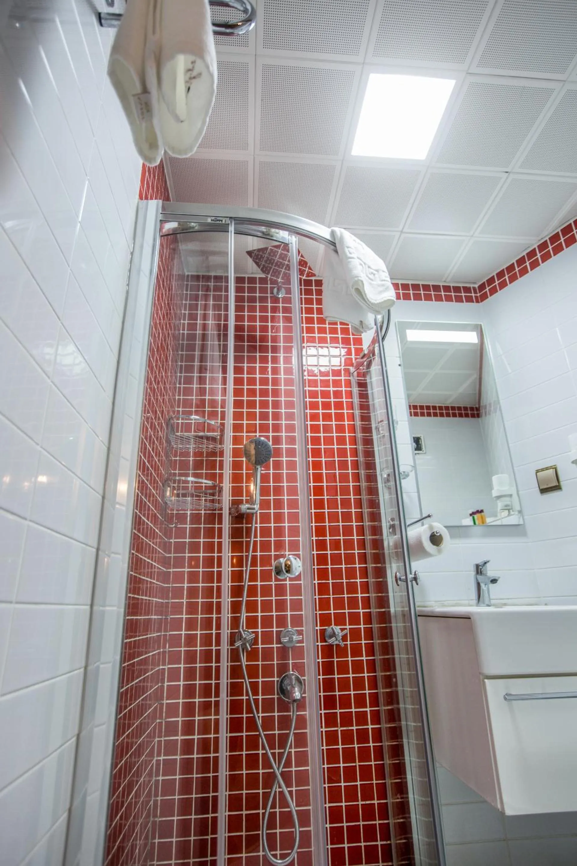 Shower in Idylle Hotel