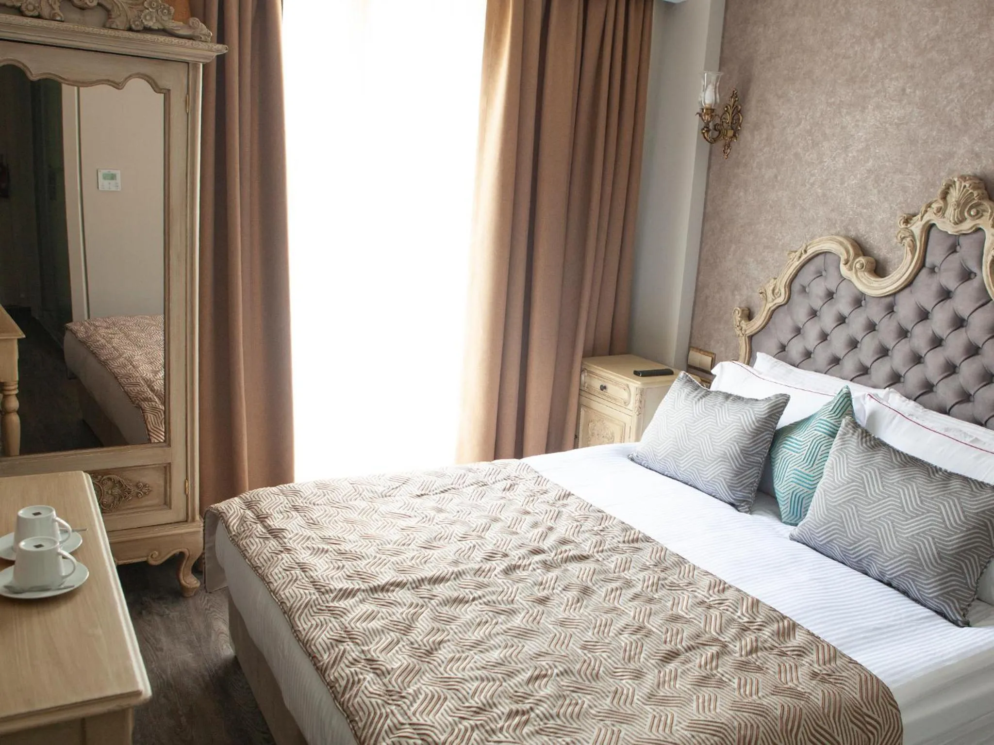 Bedroom in Idylle Hotel