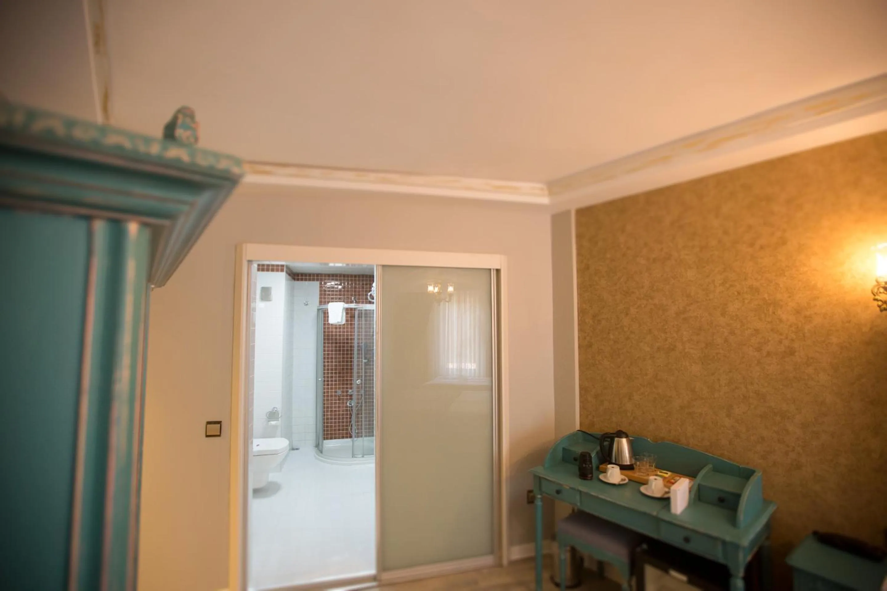 Shower in Idylle Hotel