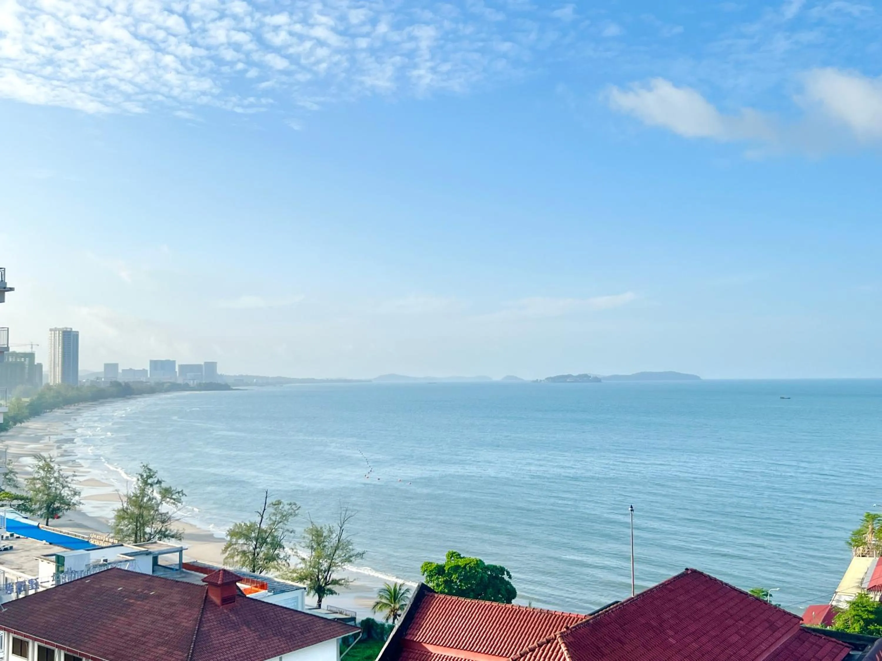 Sea view in Aristocrat Residence & Hotel