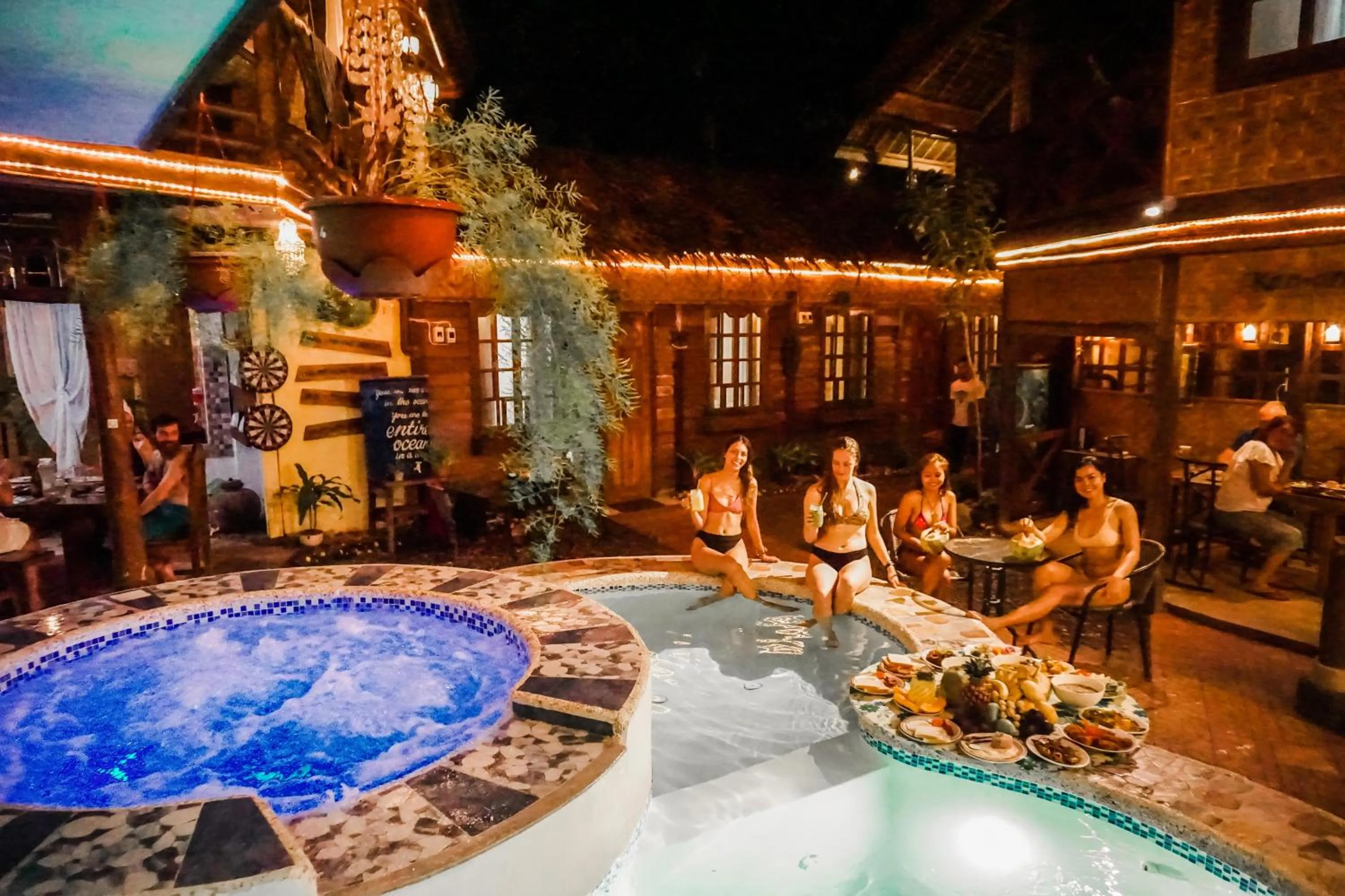 People in Natura Vista