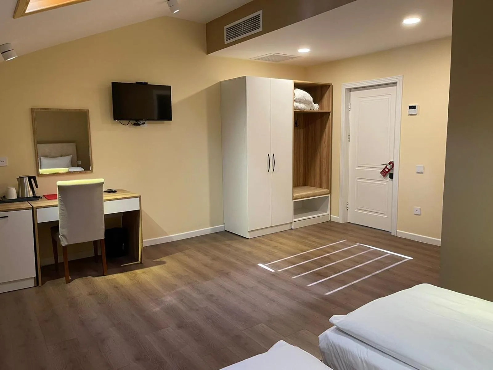 Seating area, Bed in OLF Hotel