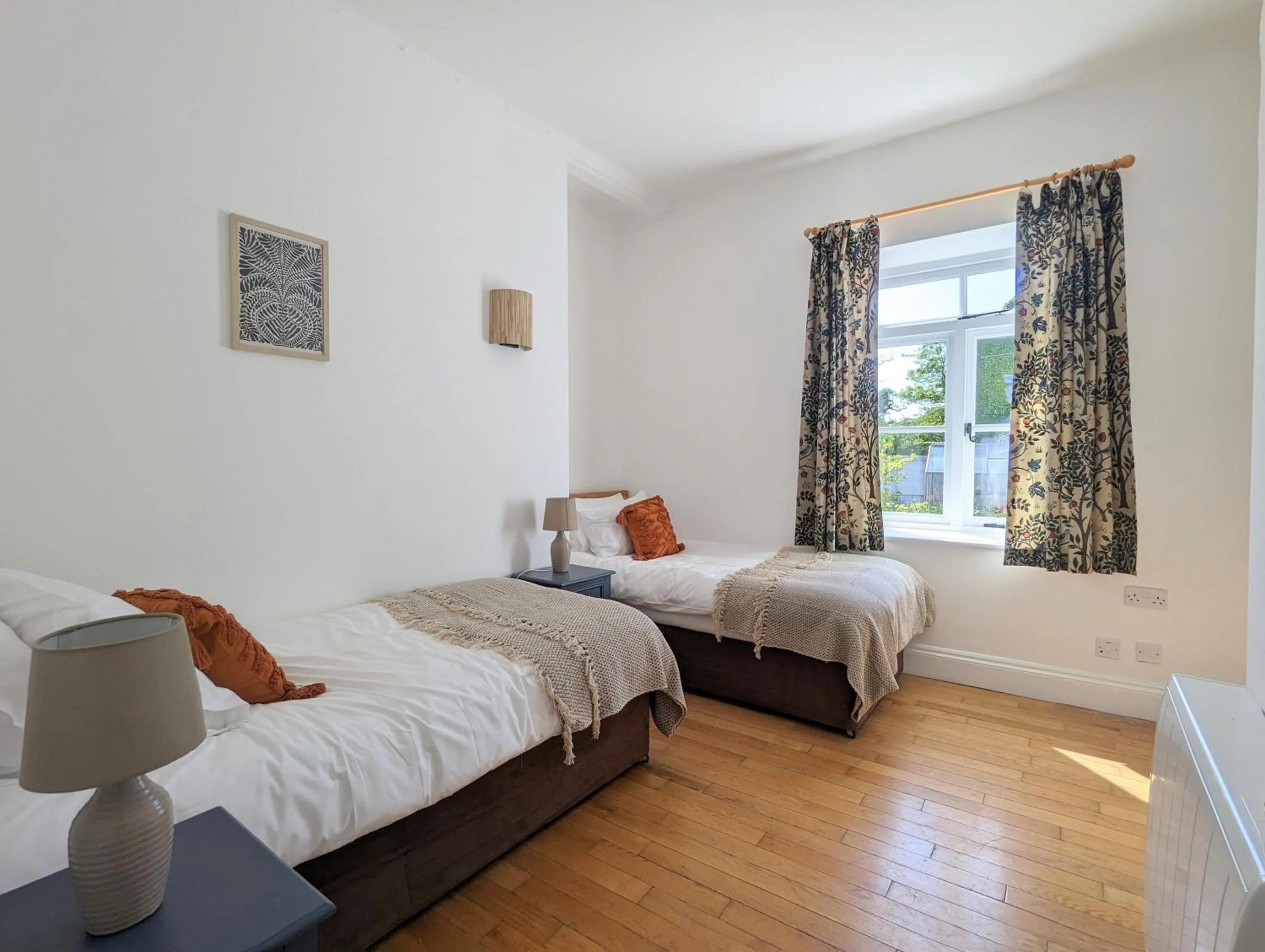 Bed in Kingfisher Barn