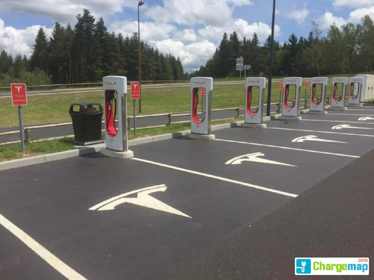 Area and facilities in Kyriad Saint Chély d'Apcher - Aire de la Lozère