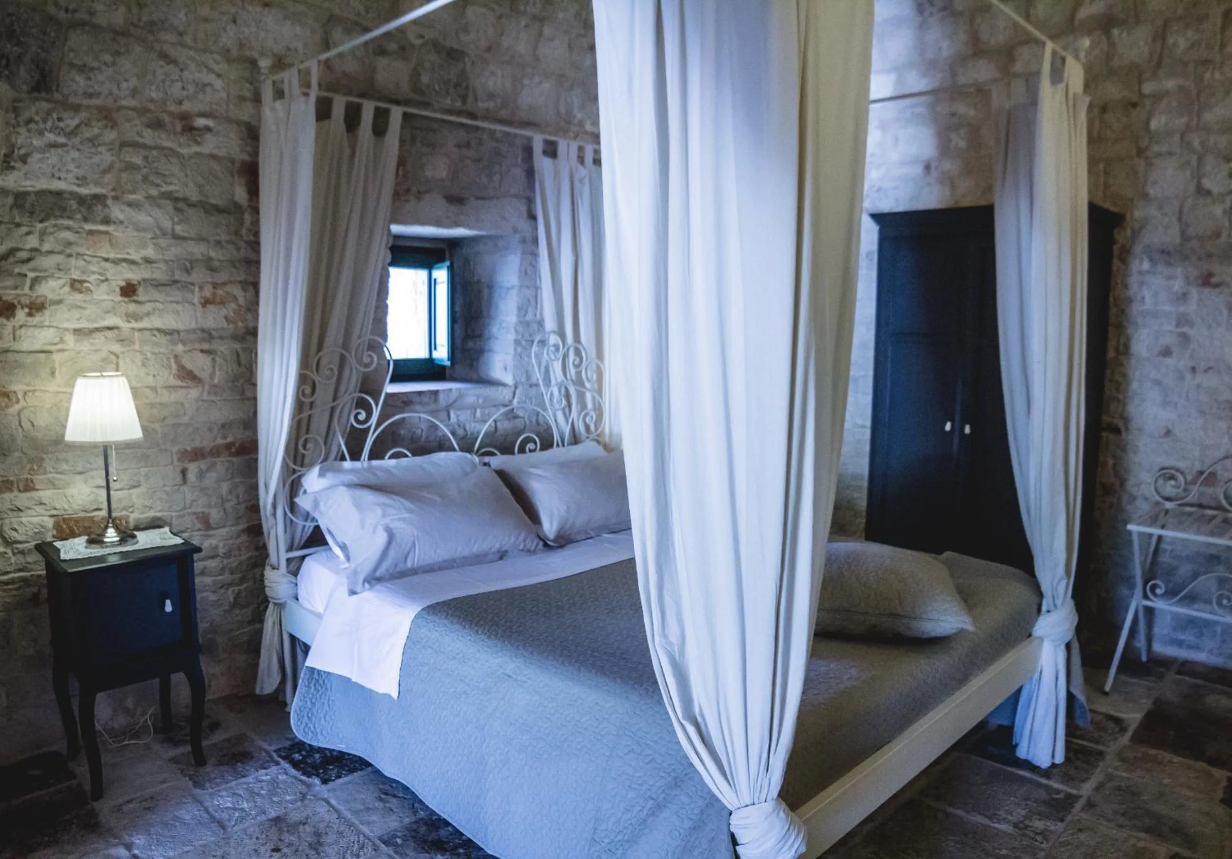 Bed in Masseria Rosa Trulli Relais