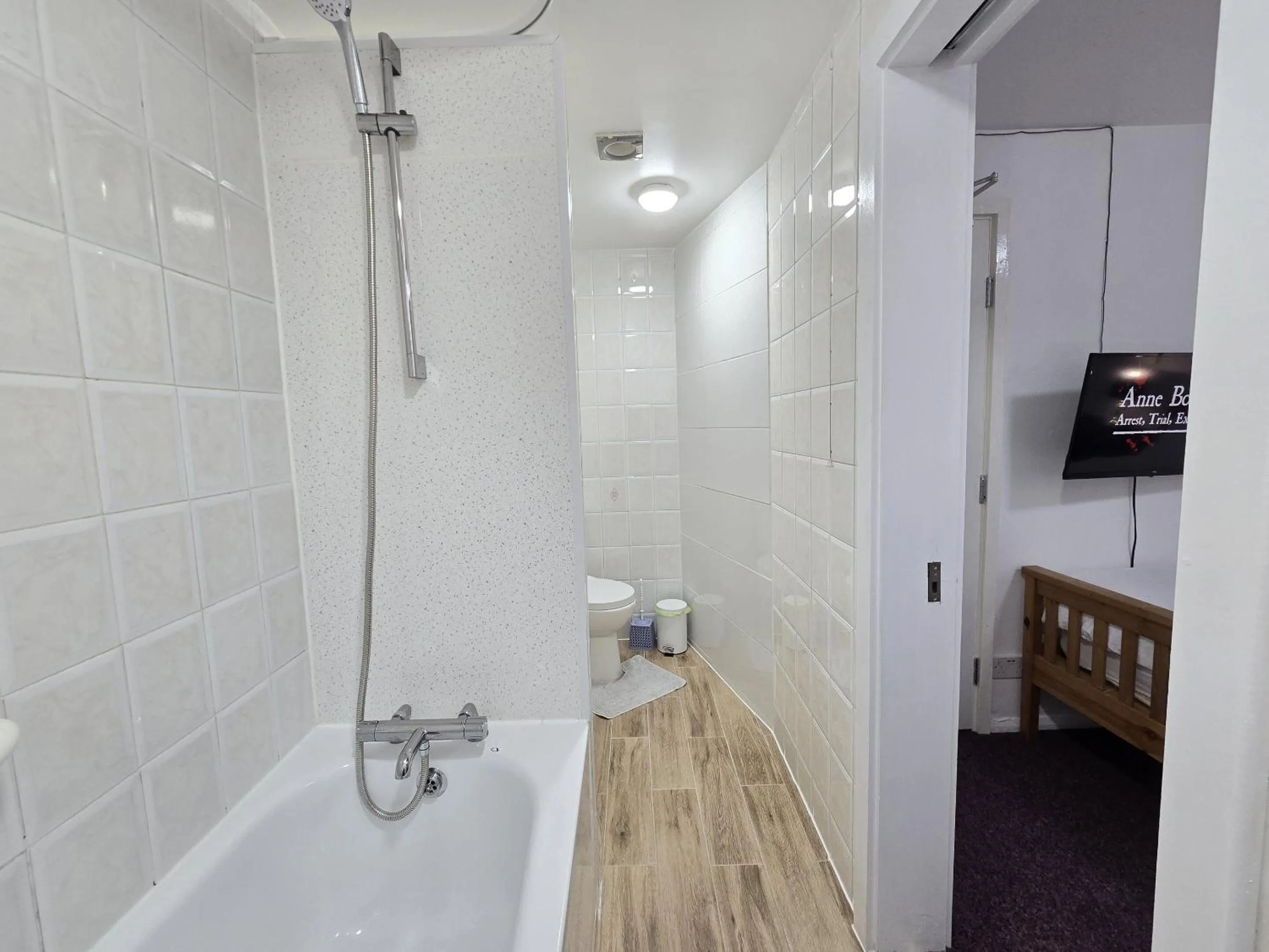 Bathroom in London Marylebone Grendon rooms