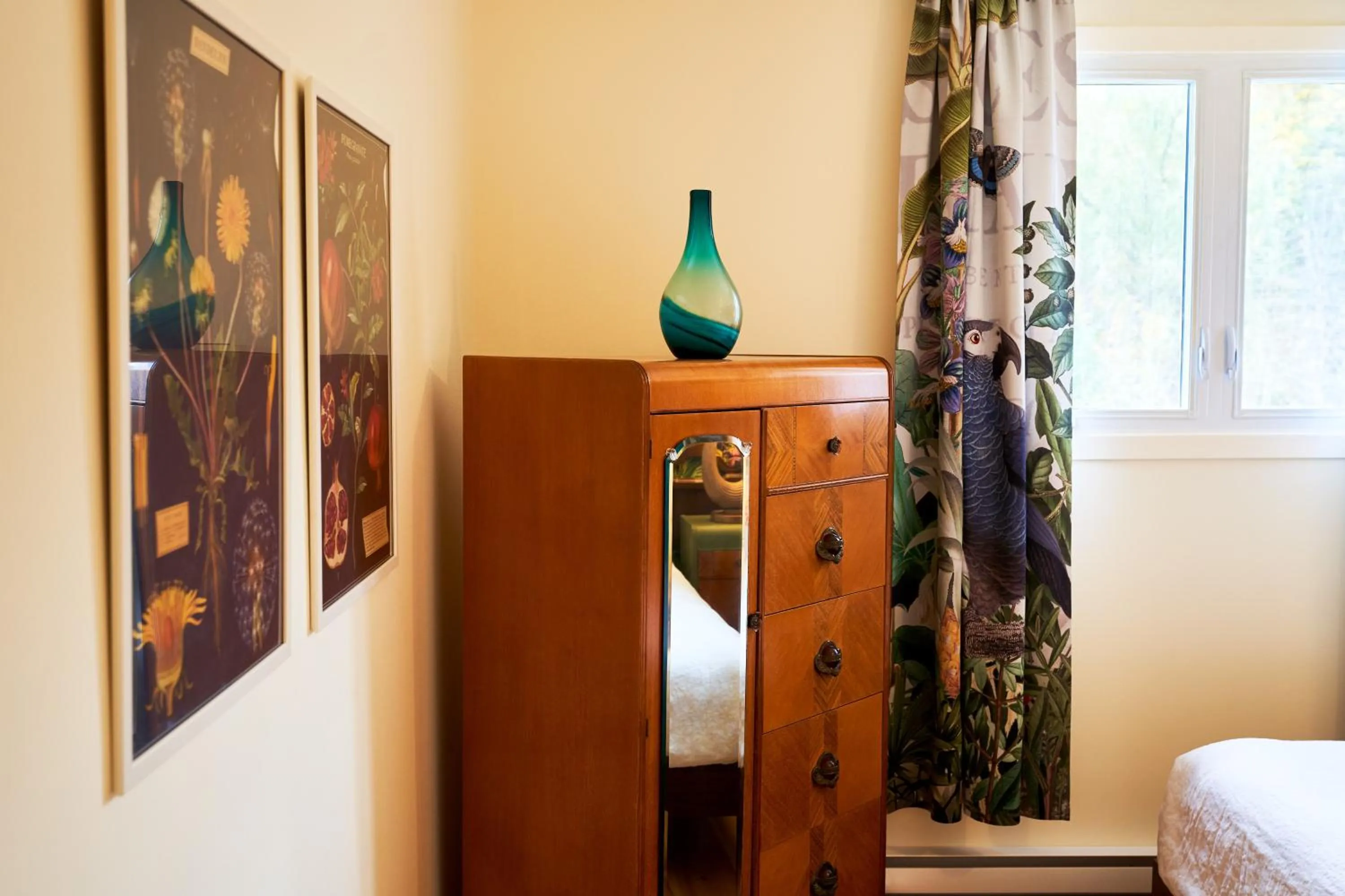 Bed in Motel Chelsea