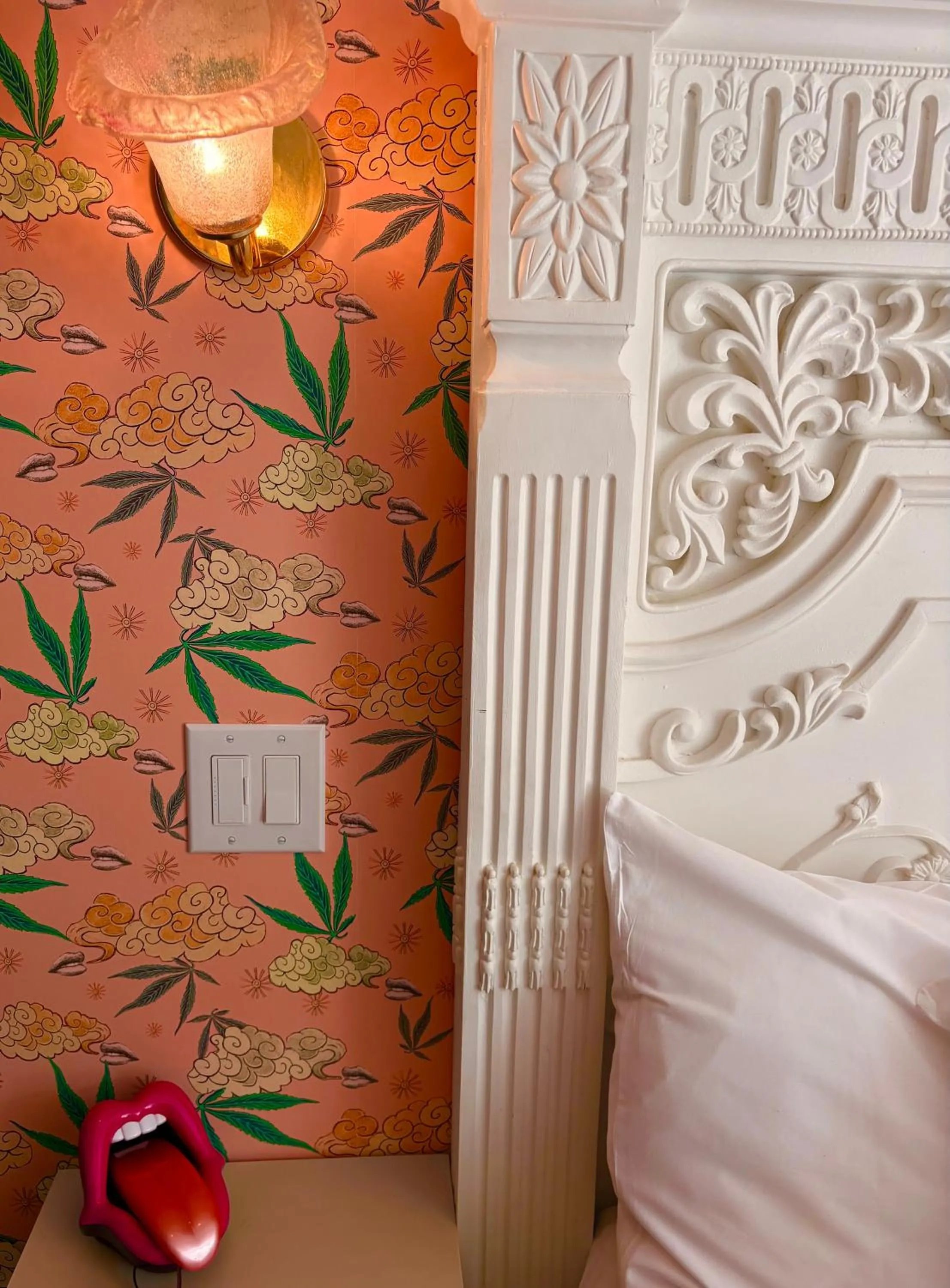 Bed in Motel Chelsea