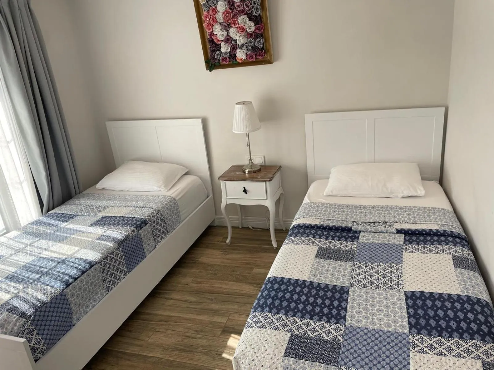 Photo of the whole room, Bed in Chloe hotel Alacati