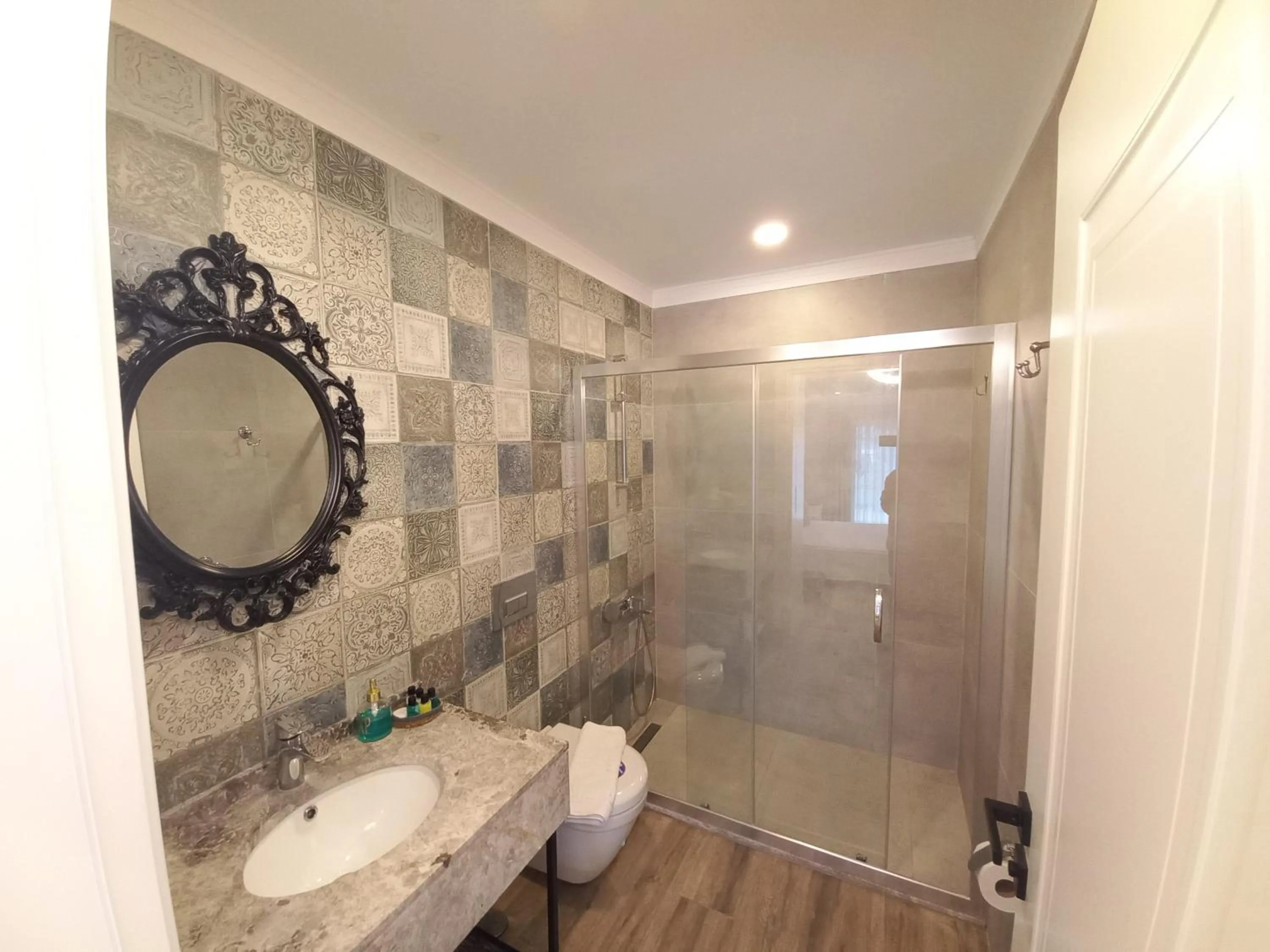 Shower in Chloe hotel Alacati