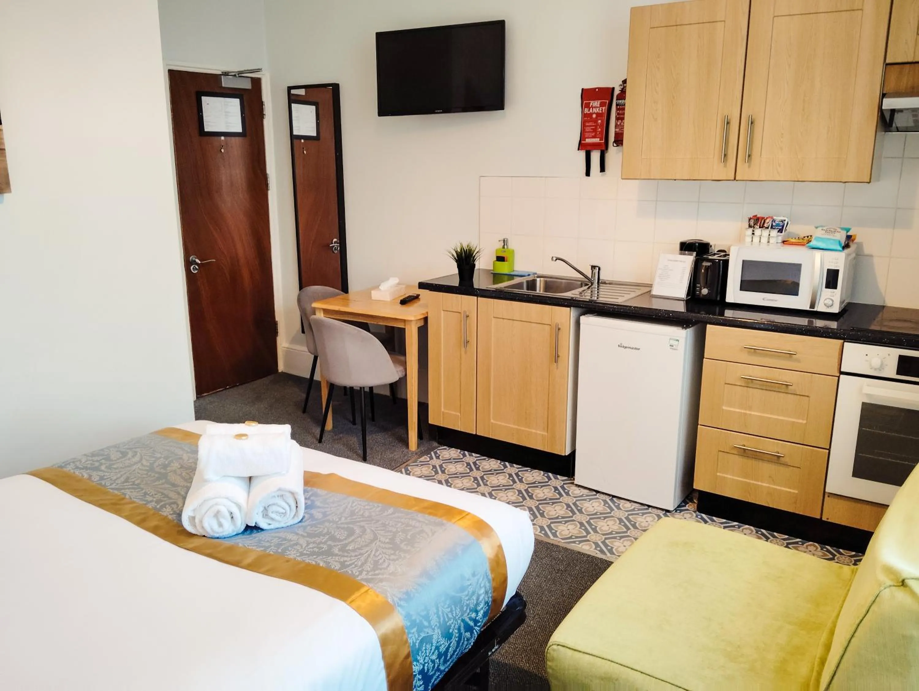 TV and multimedia, Bed in The ULH