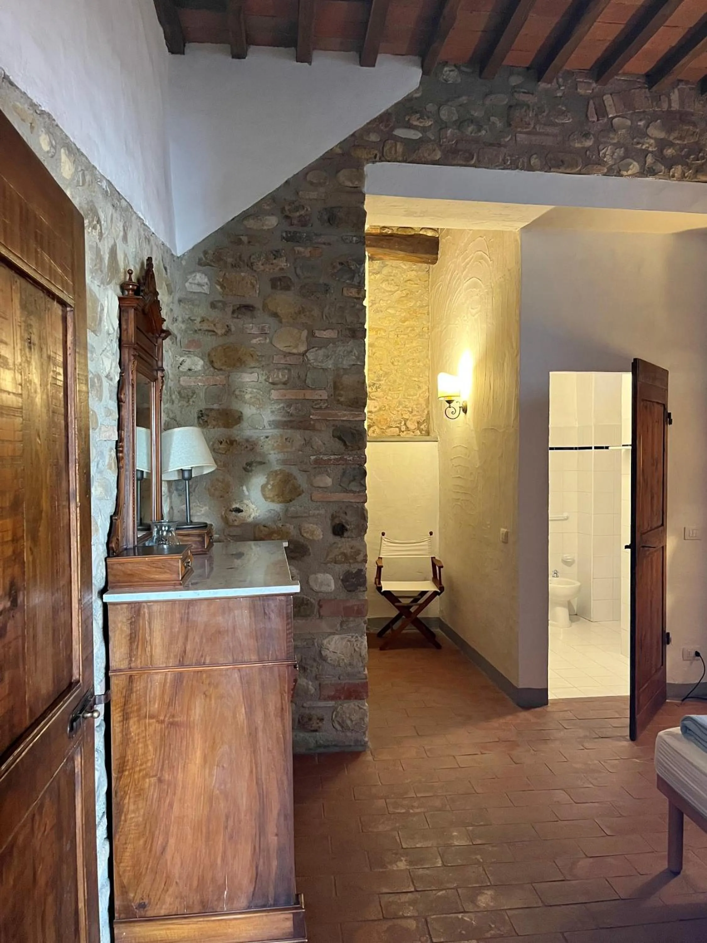 Photo of the whole room in Fattoria Querceto