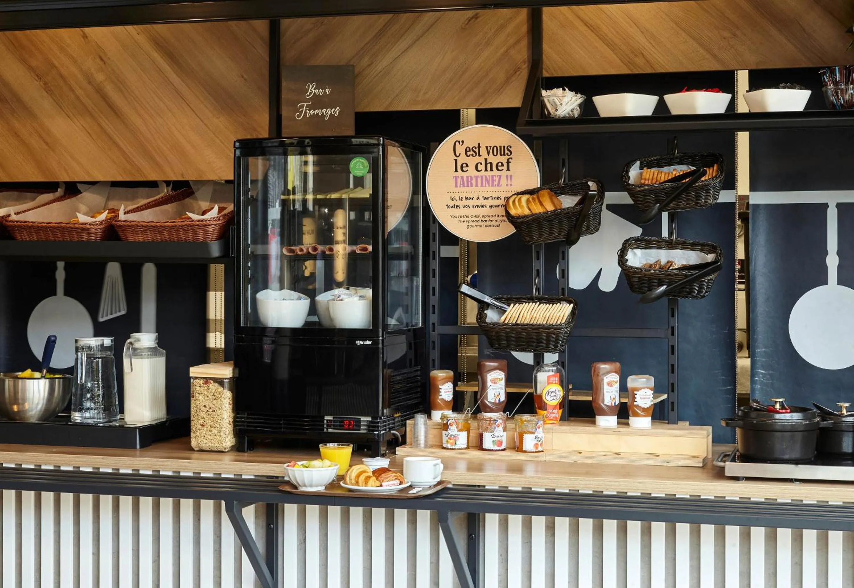 Buffet breakfast in B&B HOTEL Paris Ivry Quai de Seine