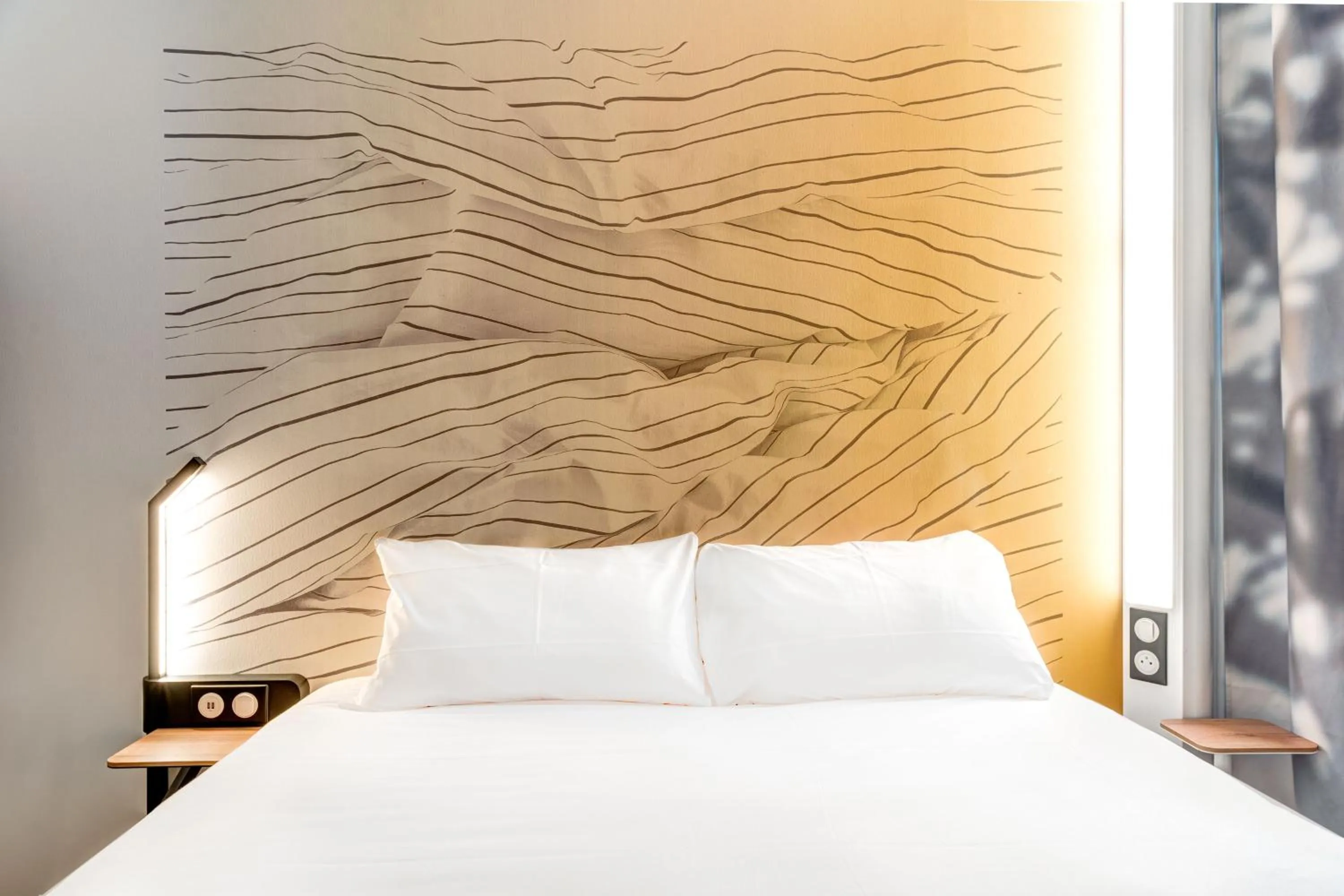 Bedroom, Bed in B&B HOTEL Paris Ivry Quai de Seine