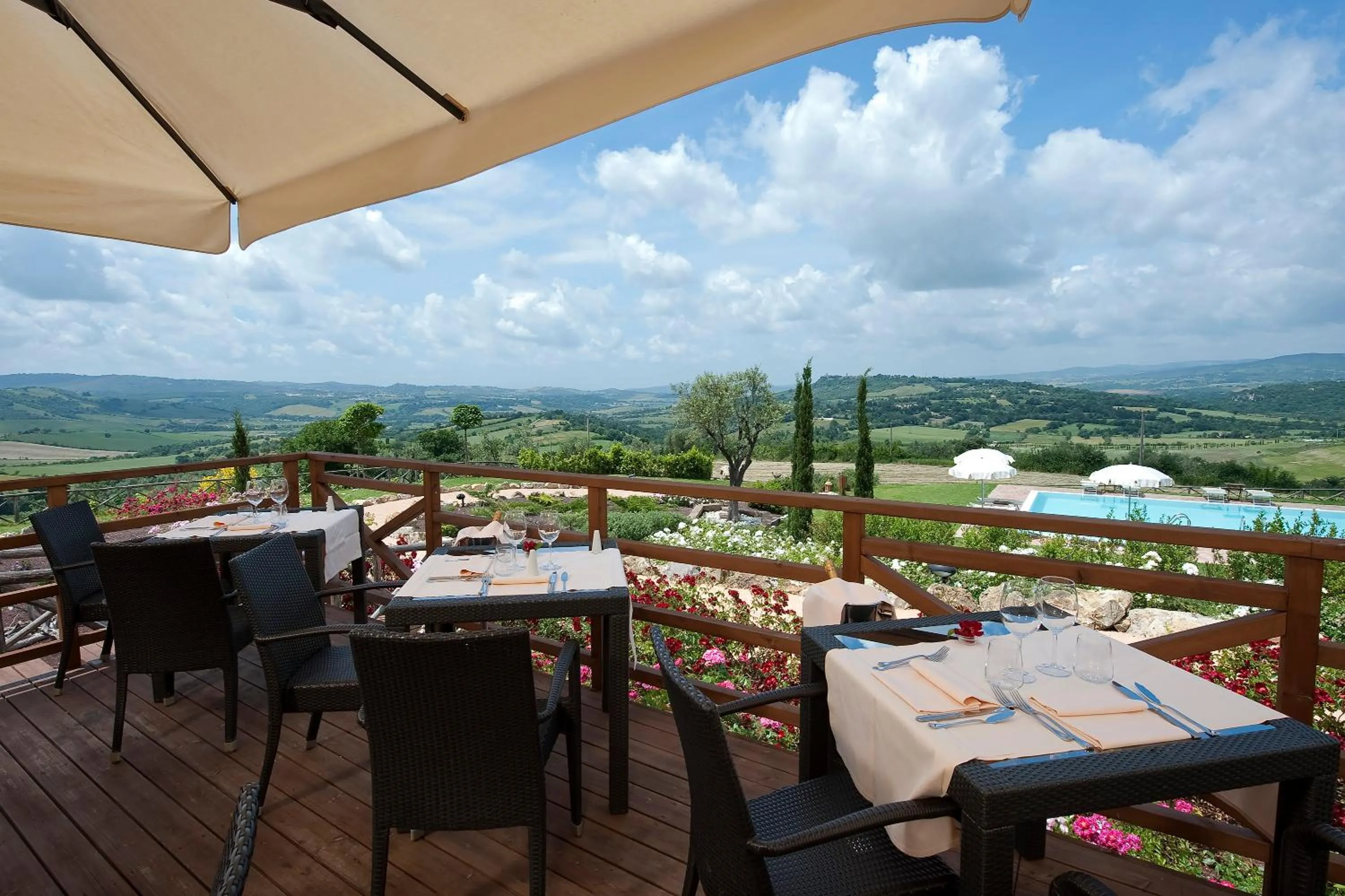 Restaurant/places to eat in Saturnia Tuscany Hotel