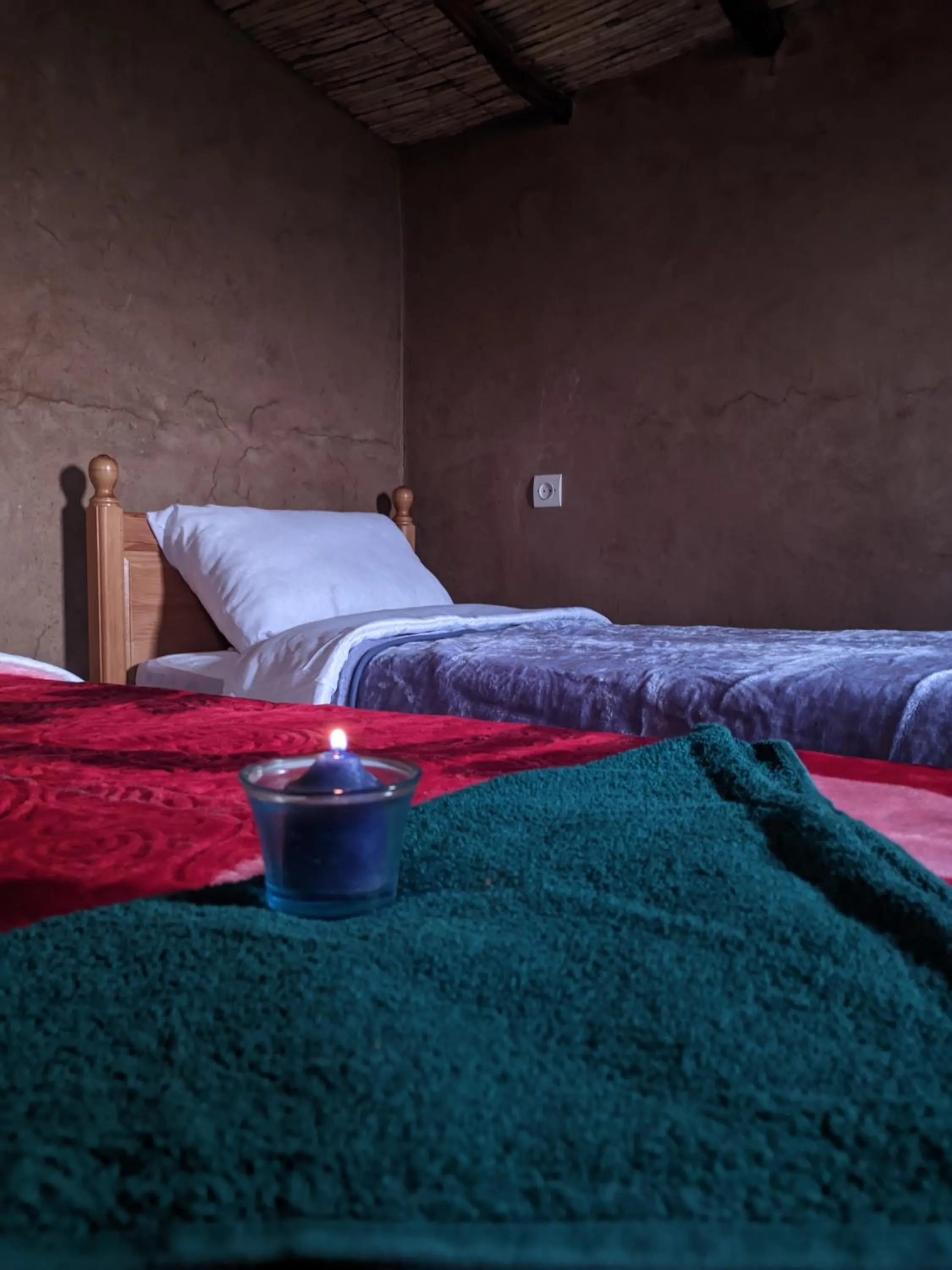 Bed in Café restaurante shelter calm life