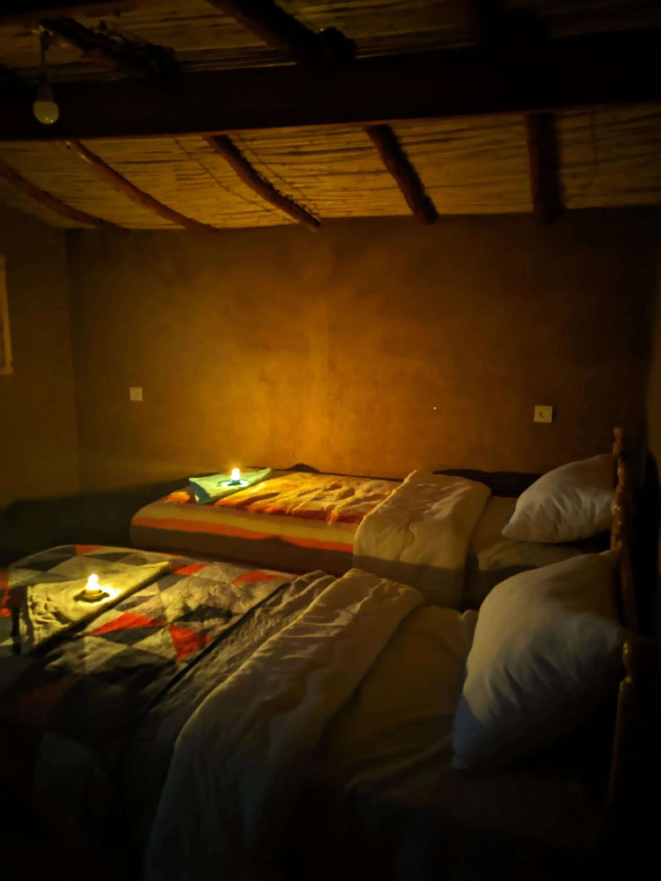 Bed in Café restaurante shelter calm life