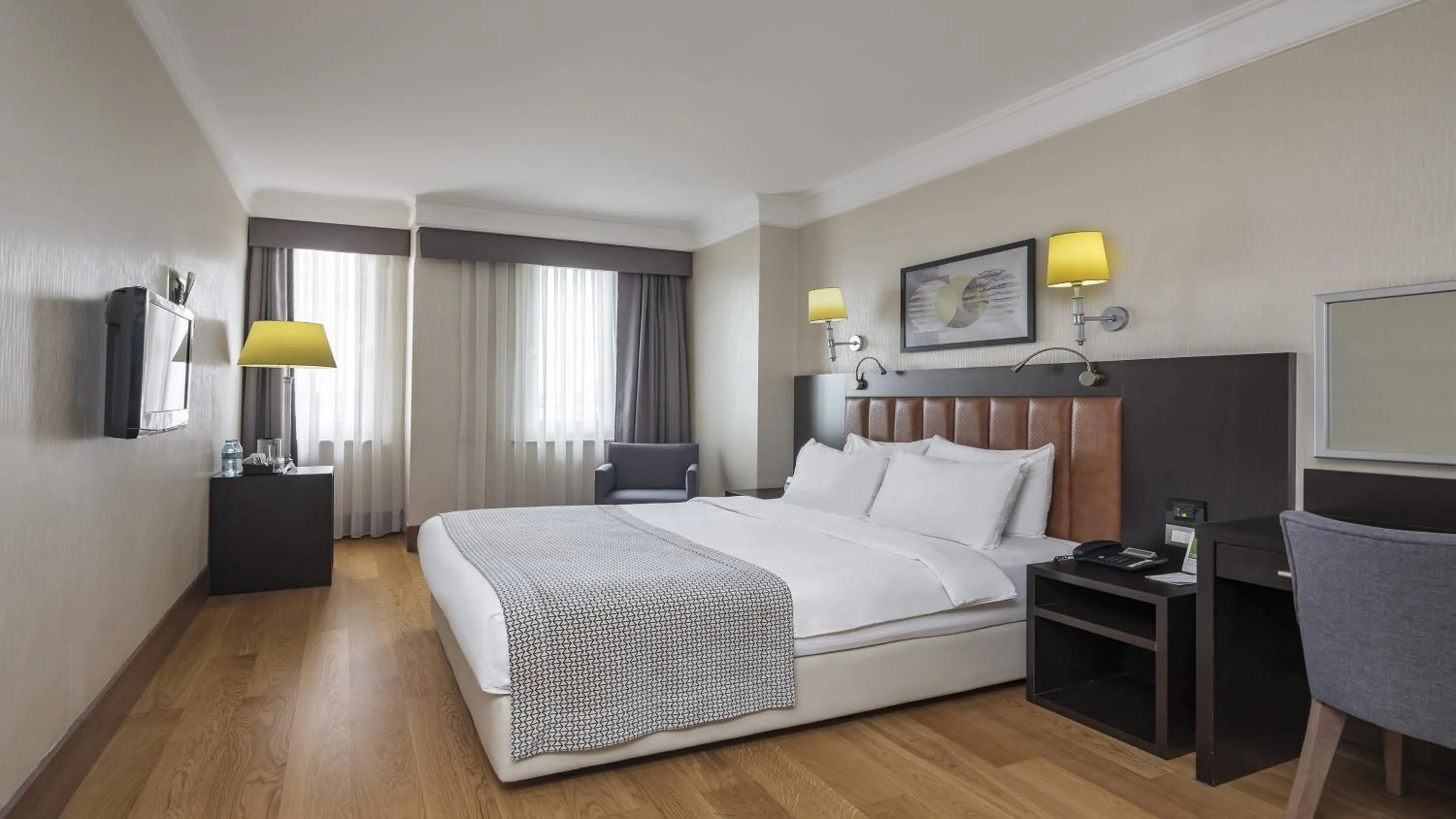 Photo of the whole room, Bed in Holiday Inn Istanbul Old City by IHG