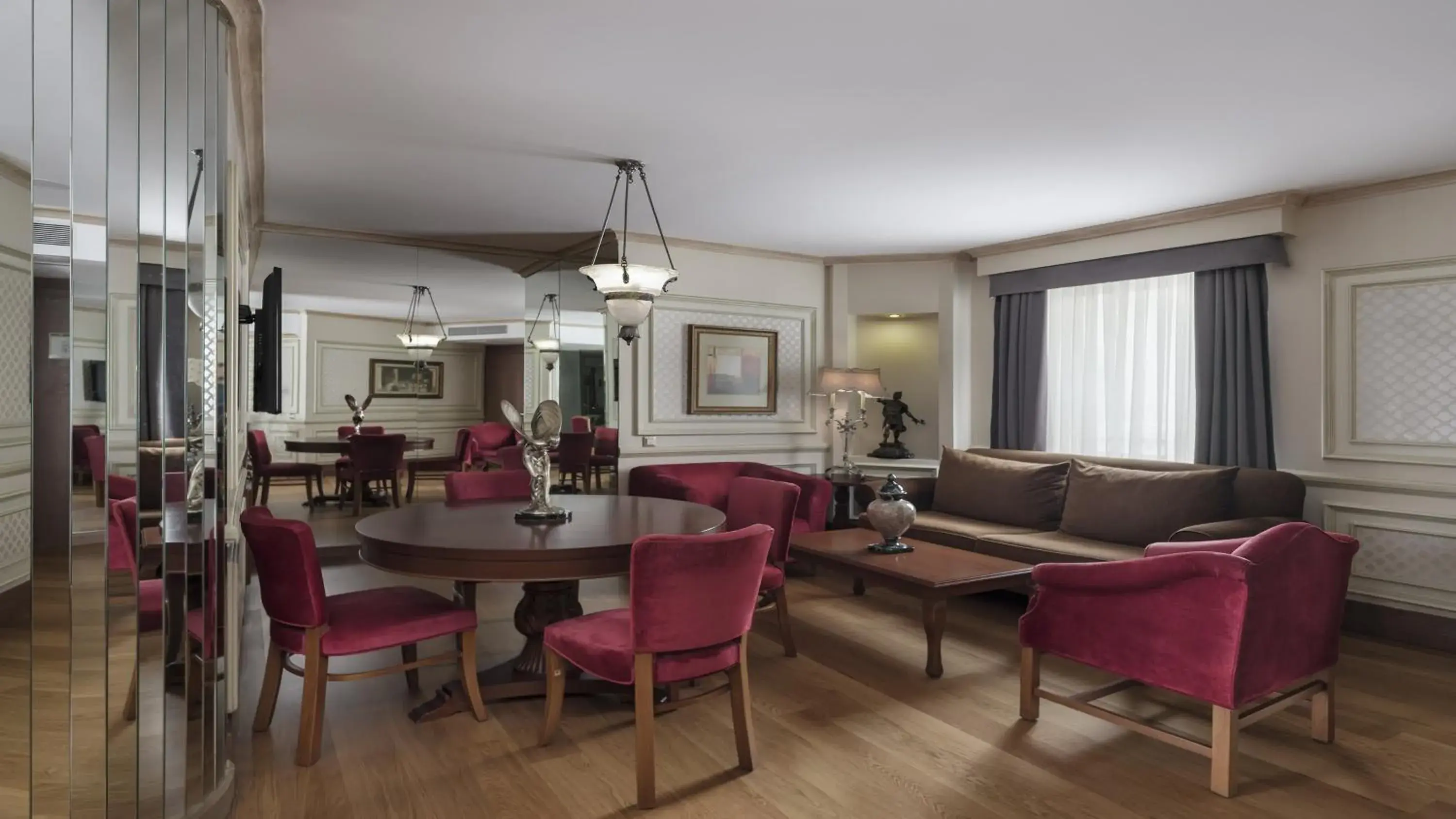 King Suite with Balcony in Holiday Inn Istanbul Old City by IHG King Suite with Balcony in Holiday Inn Istanbul Old City by IHG