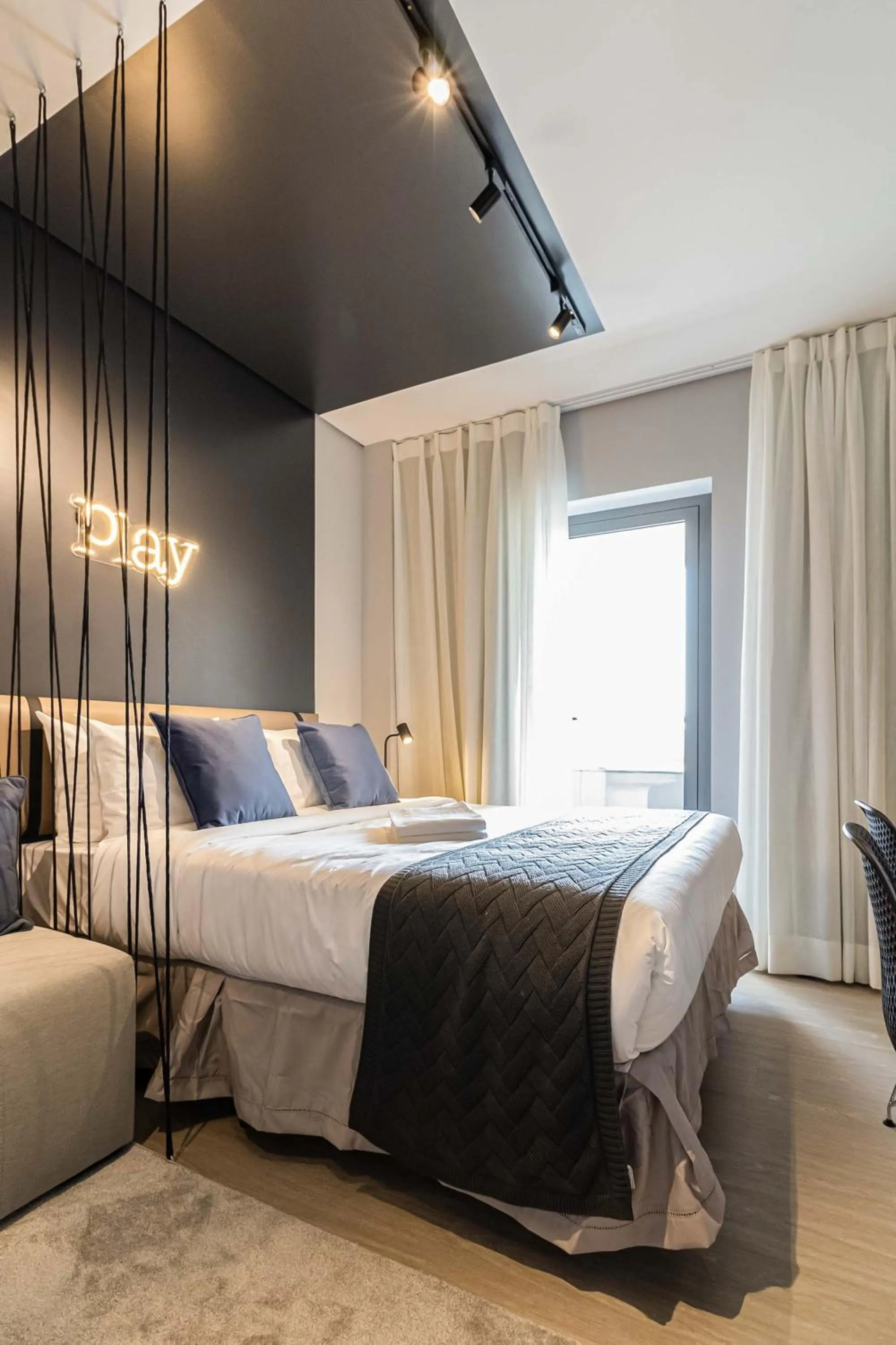 Bed in Charlie Houx - Studios Super Confortáveis em Pinheiros ao lado do metrô e a poucos passos da Faria Lima