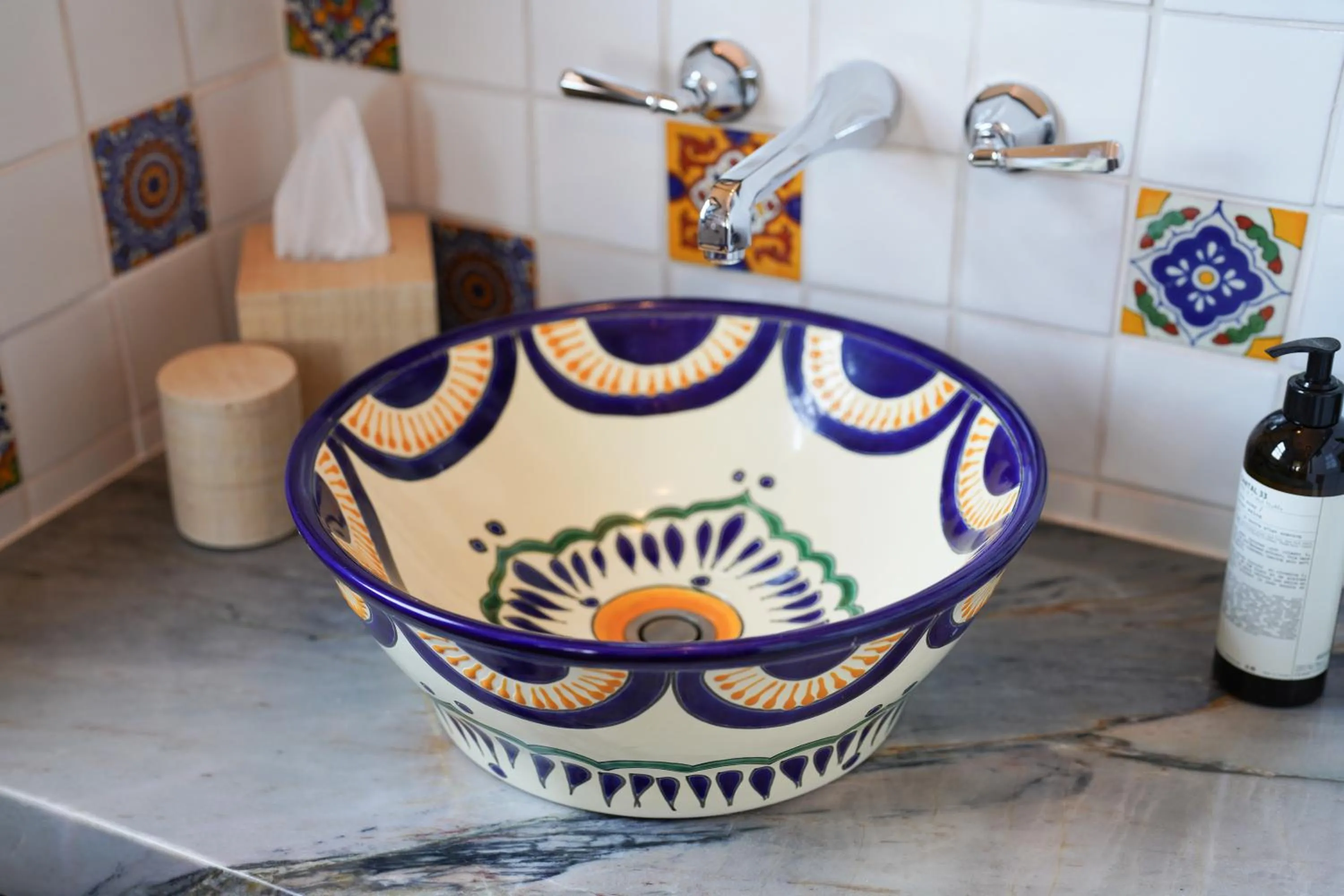 Bathroom in El Caminante Bar & Bungalows