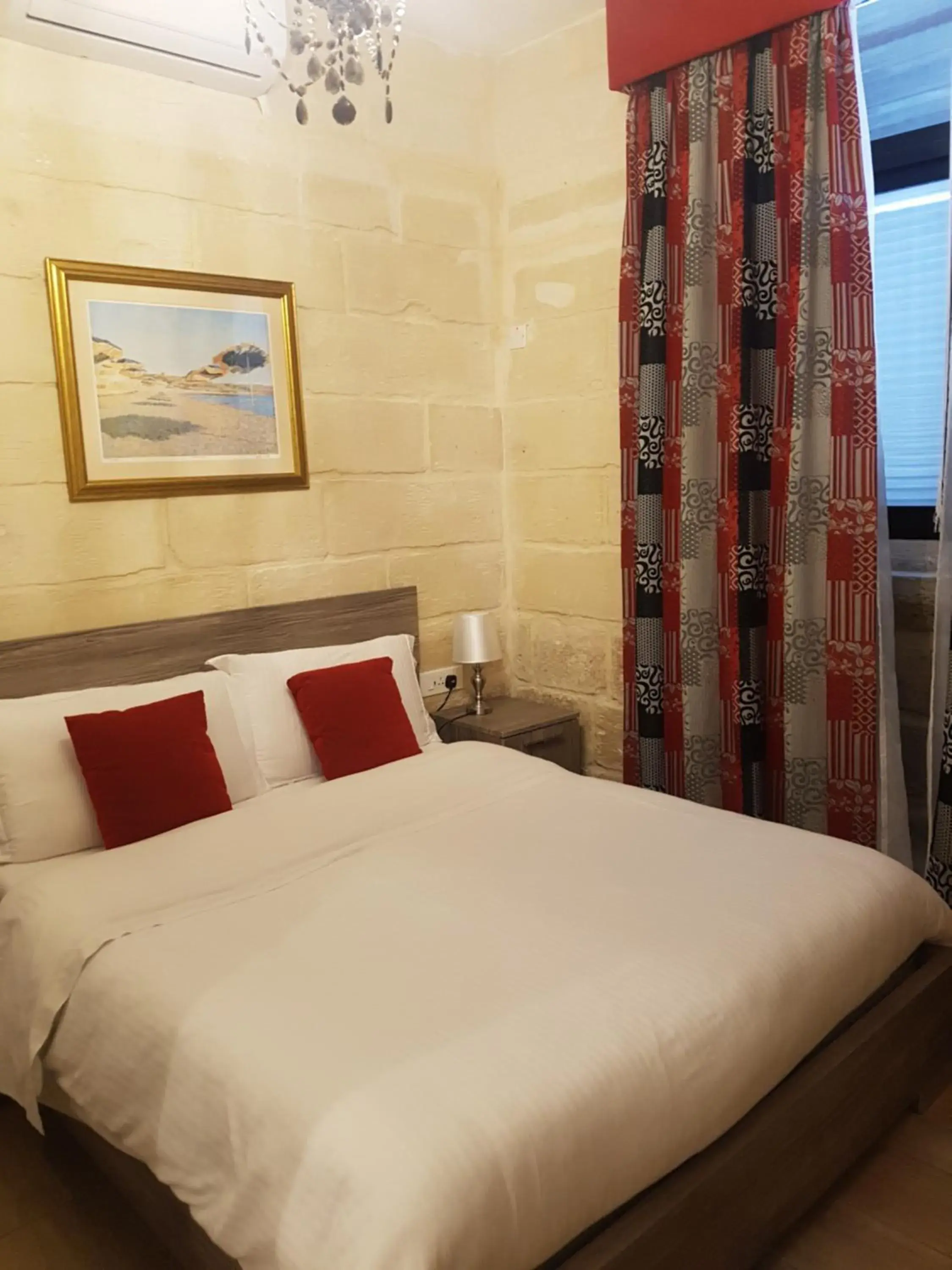 Superior Double Room in Point de vue Guesthouse Superior Double Room in Point de vue Guesthouse